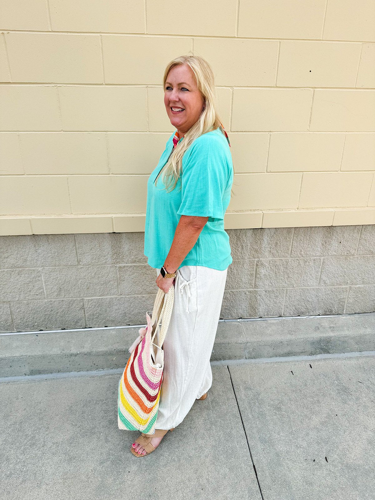 {FINAL SALE} Chateau Daydream Linen Top in Lagoon Blue - The Pink Pineapple 850