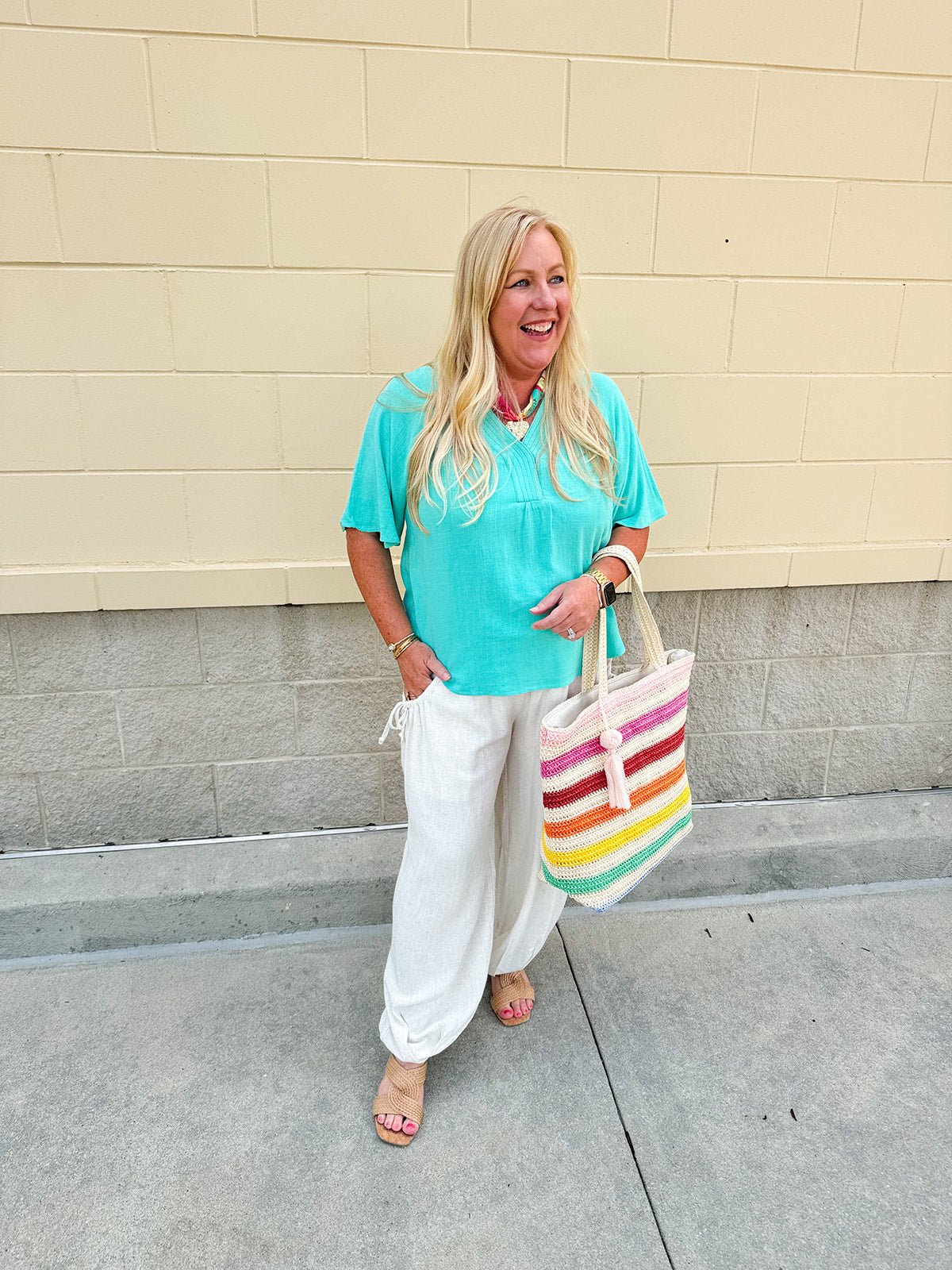 {FINAL SALE} Chateau Daydream Linen Top in Lagoon Blue - The Pink Pineapple 850