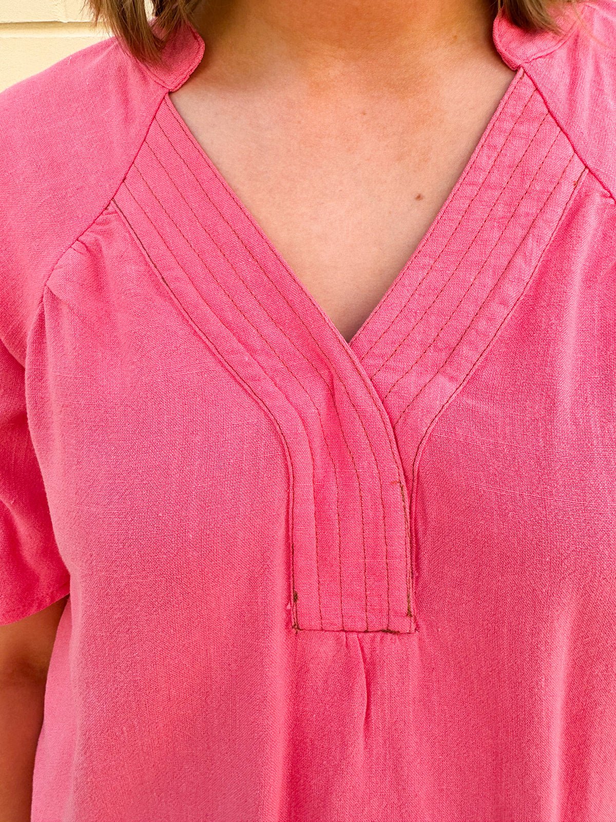 {FINAL SALE} Chateau Daydream Linen Top in Light Coral - The Pink Pineapple 850