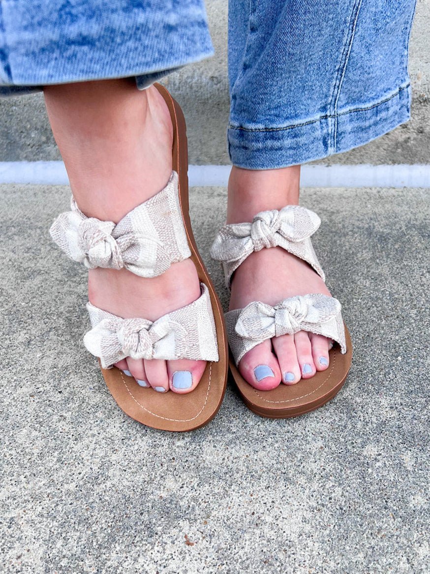 {FINAL SALE} [Corkys] Take A Bow Sandals - The Pink Pineapple 850