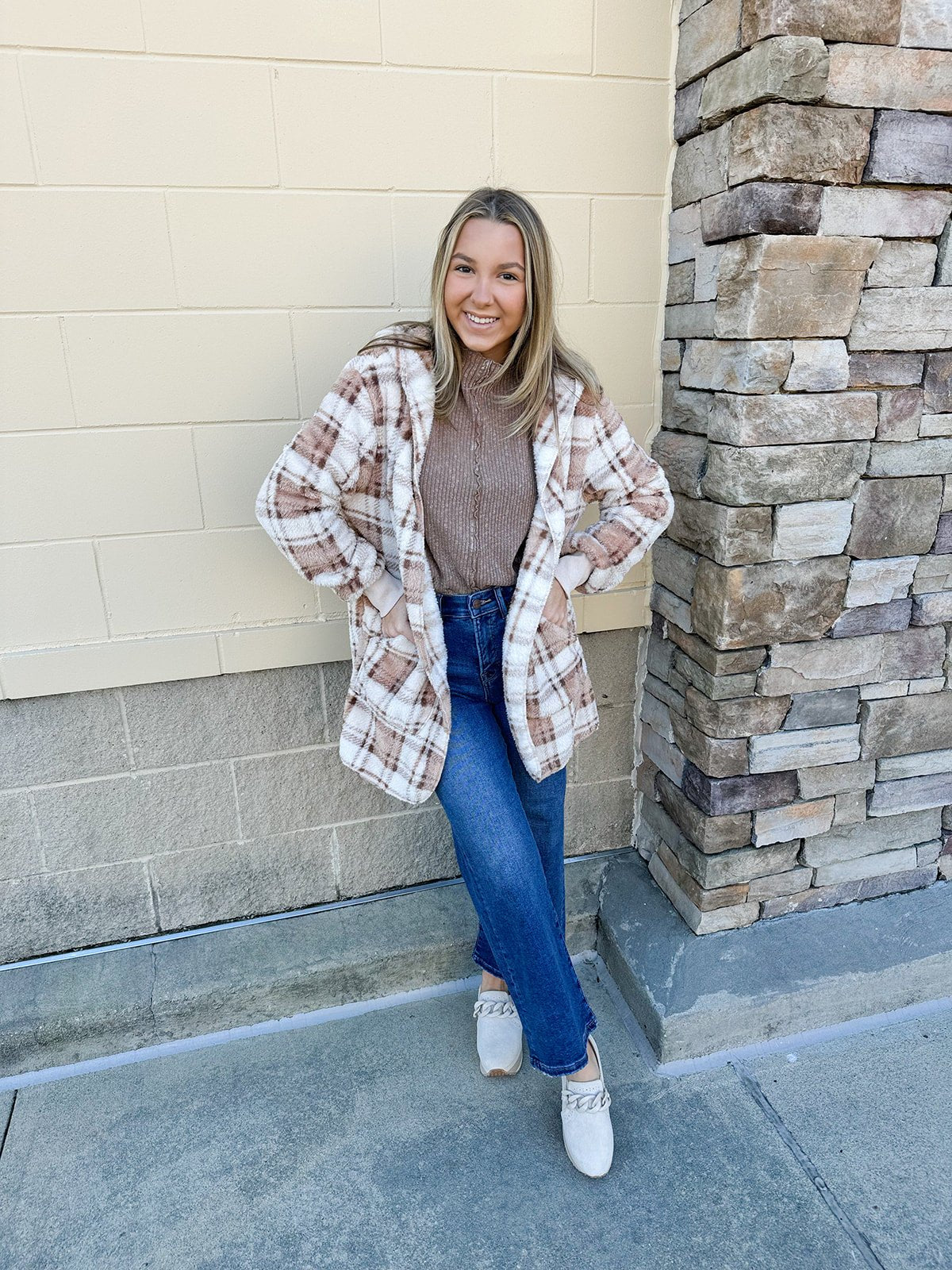 {FINAL SALE} Cue the Cozy Oversized Plaid Hooded Jacket Curvy - The Pink Pineapple 850