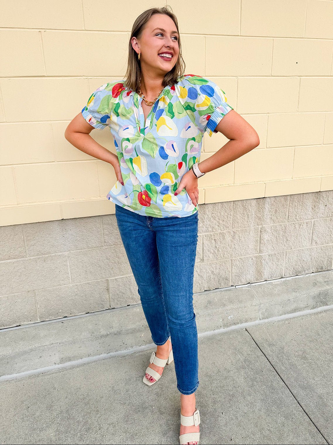 {FINAL SALE} Floral Daydream Split Neck Top - The Pink Pineapple 850