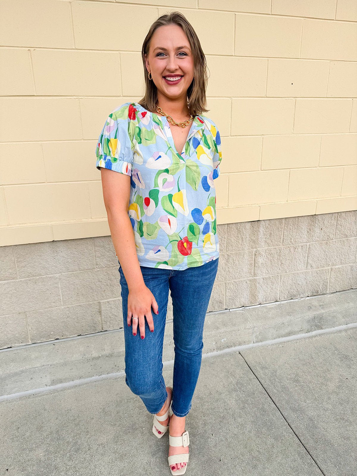 {FINAL SALE} Floral Daydream Split Neck Top - The Pink Pineapple 850