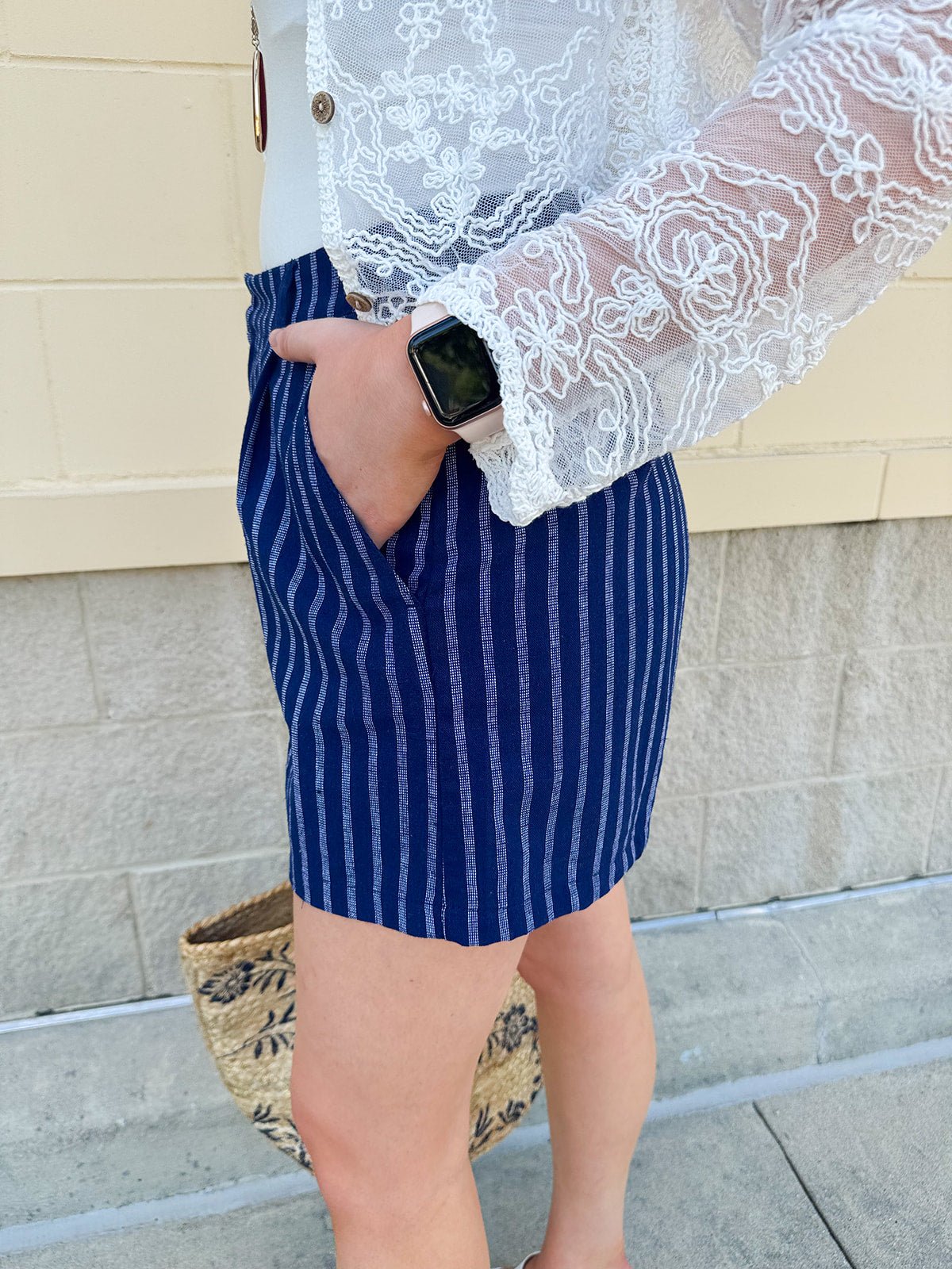 {FINAL SALE} Harbor Stripe Navy Linen Shorts - The Pink Pineapple 850
