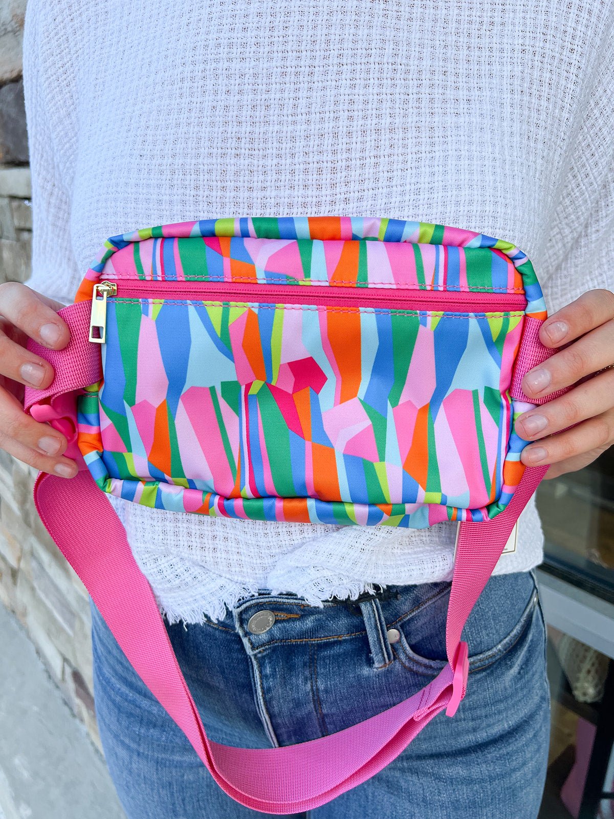 {FINAL SALE} Mary Square Sea Glass Crossbody Bag - The Pink Pineapple 850