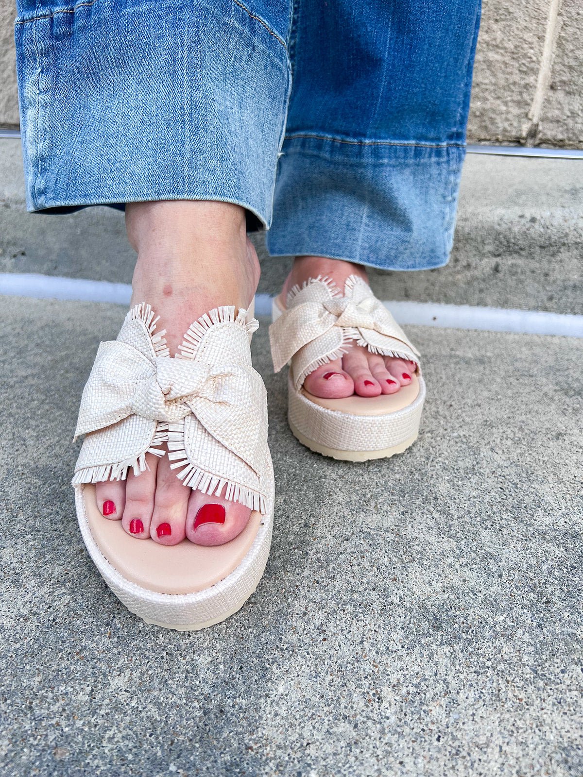 {FINAL SALE} [Matisse] Sunda Raffia Bow Sandals - The Pink Pineapple 850