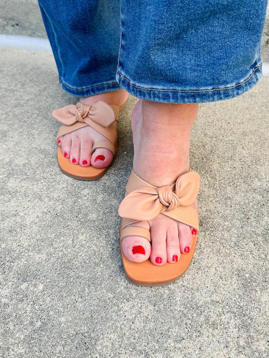 {FINAL SALE} [Matisse] Vaughn Bow Sandal - The Pink Pineapple 850