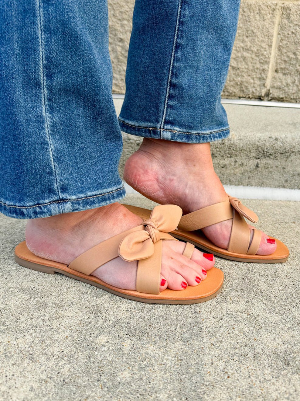 {FINAL SALE} [Matisse] Vaughn Bow Sandal - The Pink Pineapple 850