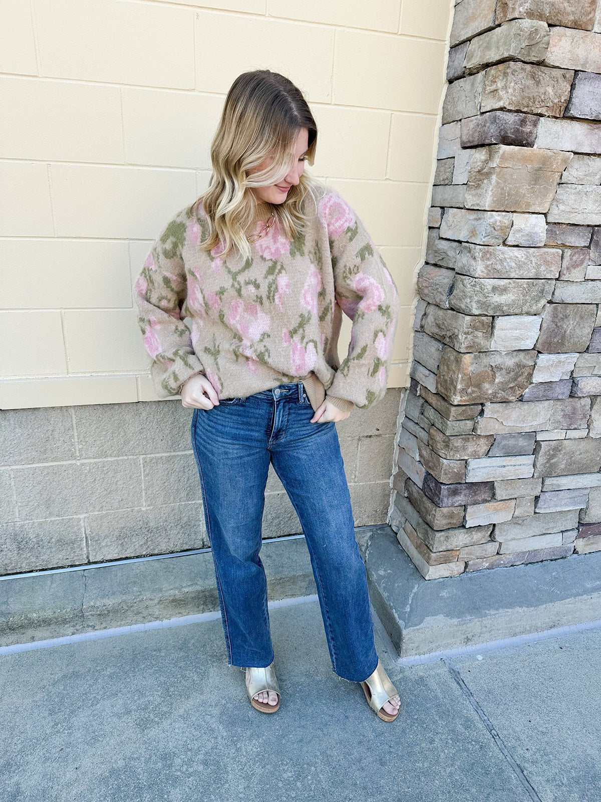 {FINAL SALE} Sweet Perspective Floral Sweater Knit Top in Mocha - The Pink Pineapple 850