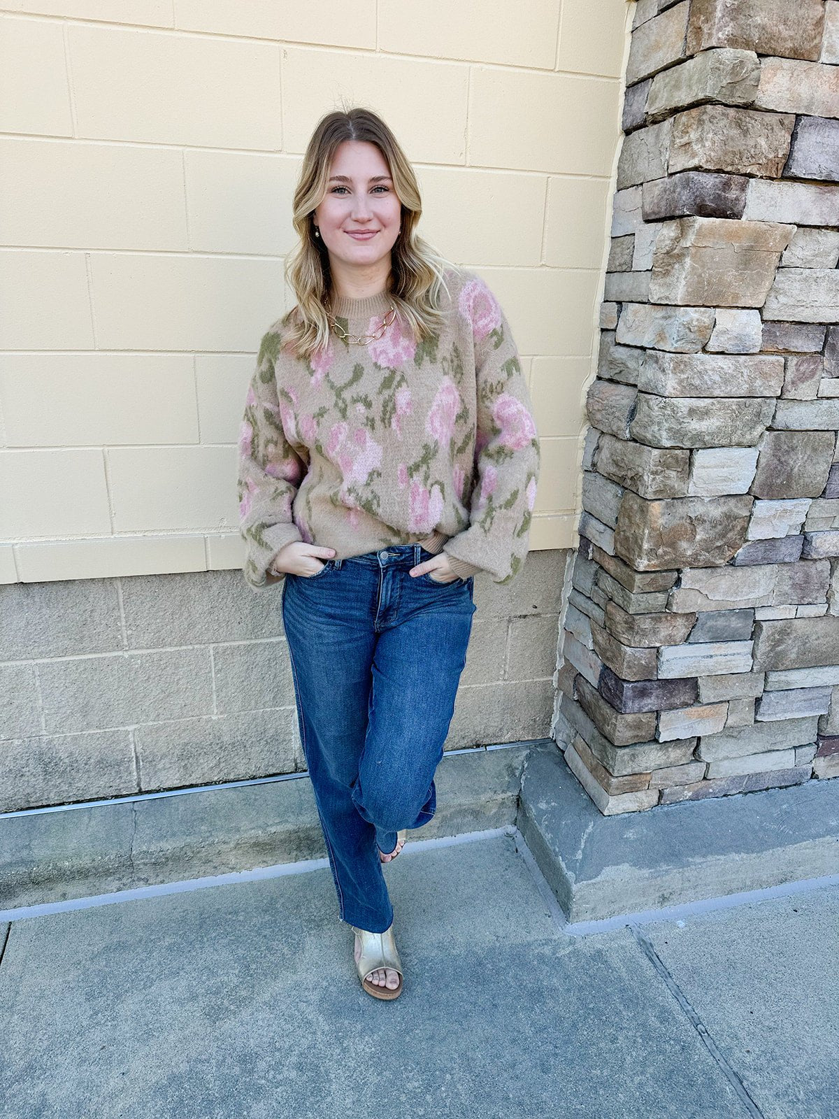 {FINAL SALE} Sweet Perspective Floral Sweater Knit Top in Mocha - The Pink Pineapple 850