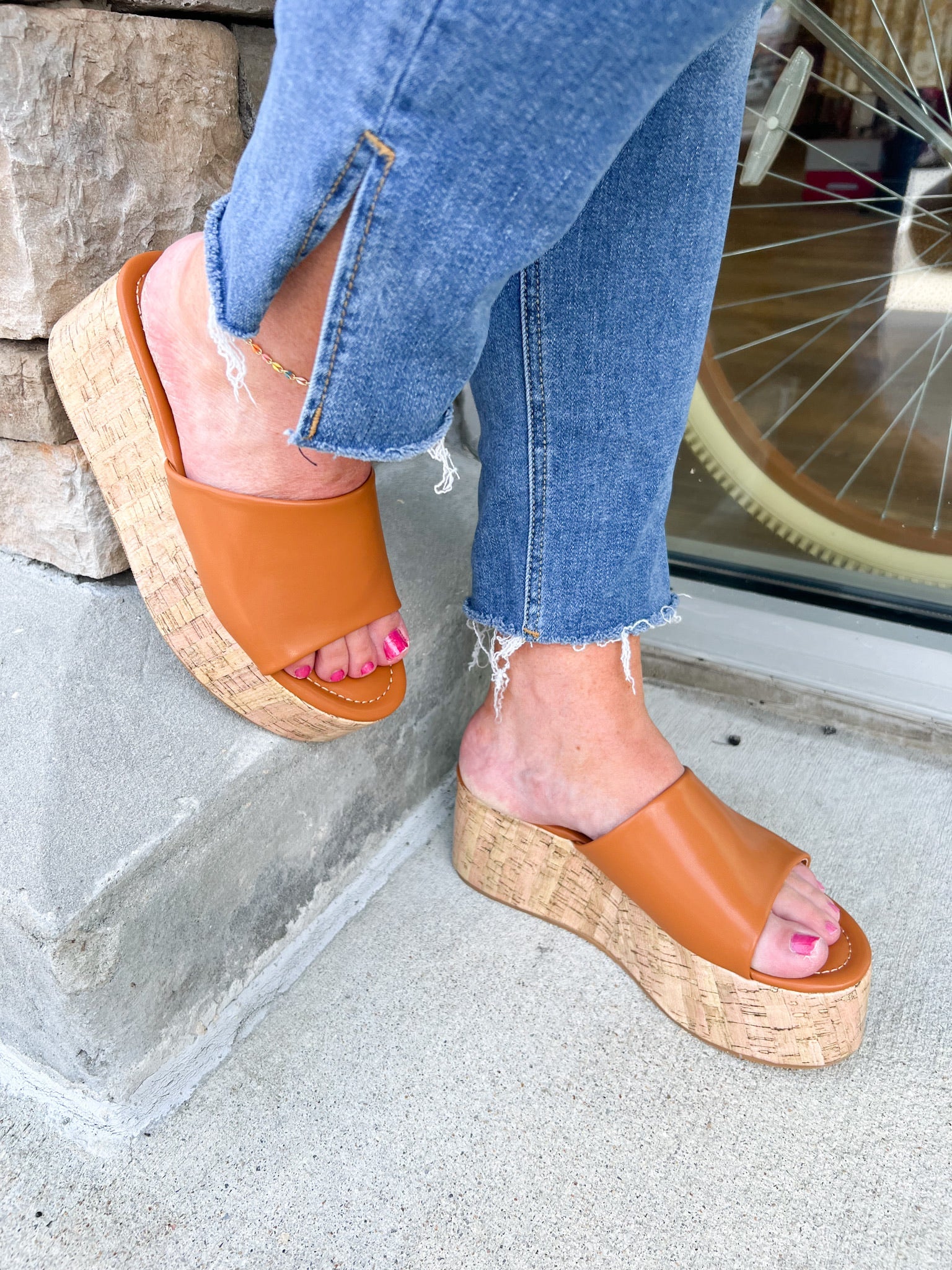 {FINAL SALE} The Banka Platform Wedge Sandals - The Pink Pineapple 850