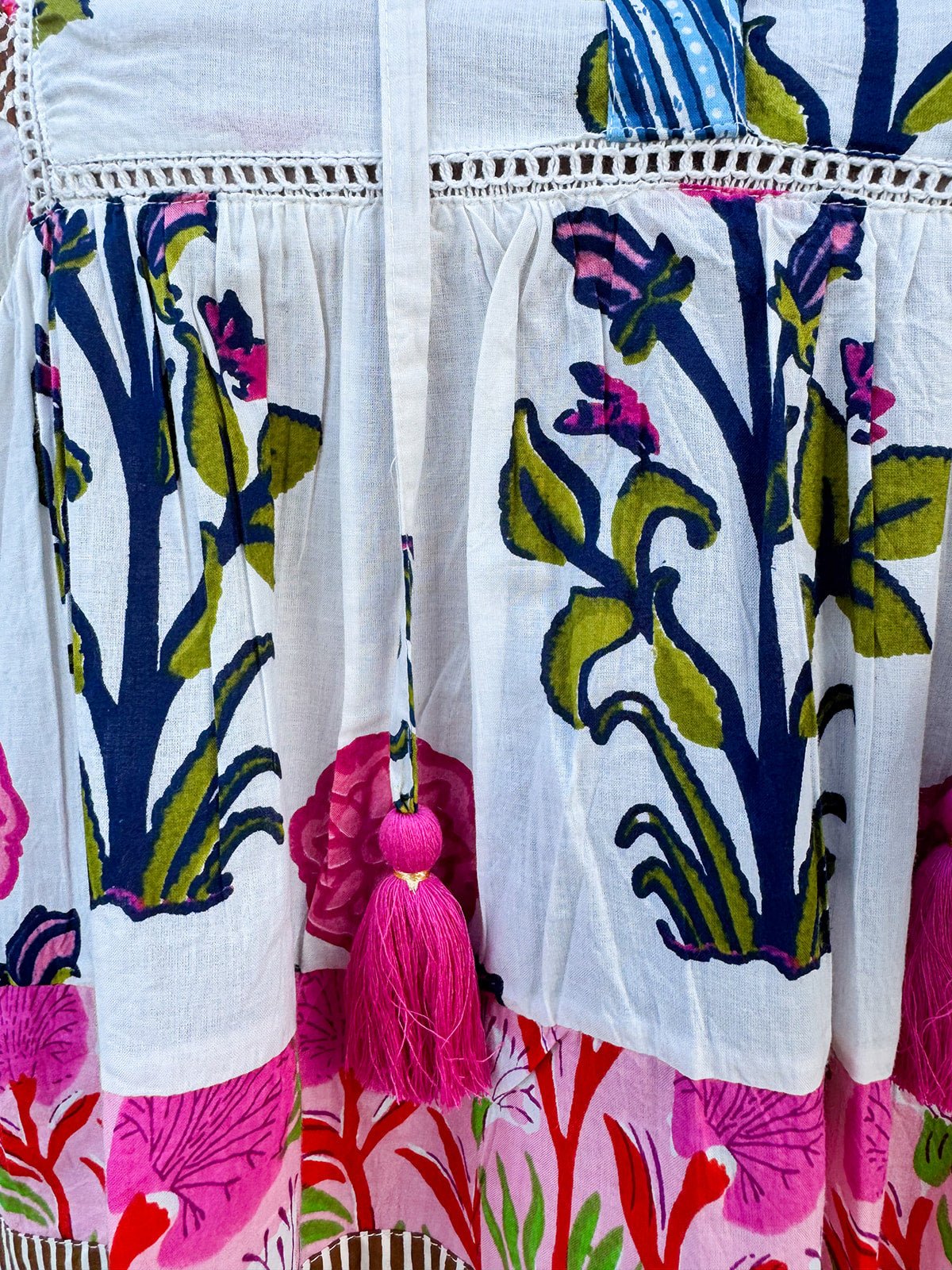 [FINAL SALE] [THML] Veranda Bloom Flutter Sleeve Top - The Pink Pineapple 850