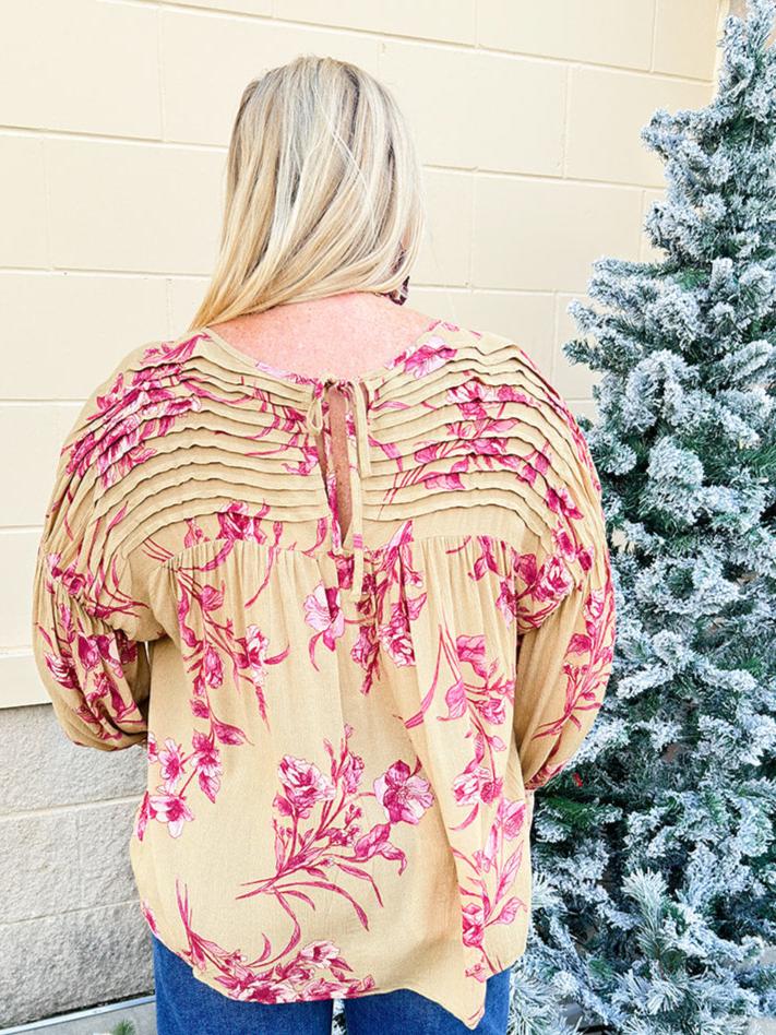 {FINAL SALE} Weekend Living Floral Gauze Top - The Pink Pineapple 850