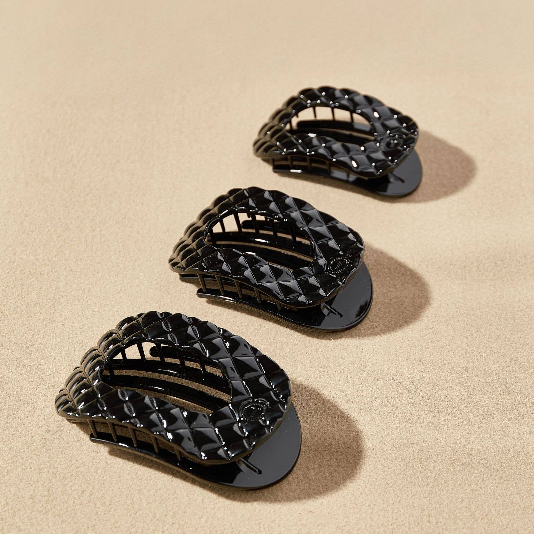 Flat Round Hair Clip | Medium | Jet Black Quilted - The Pink Pineapple 850