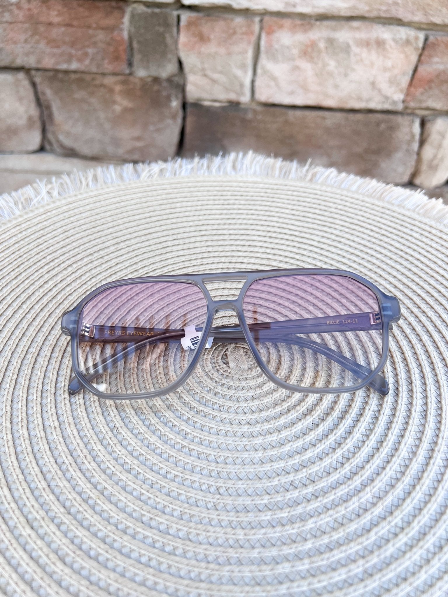 [Freyrs] Billie Aviator Sunglasses in Gray - The Pink Pineapple 850
