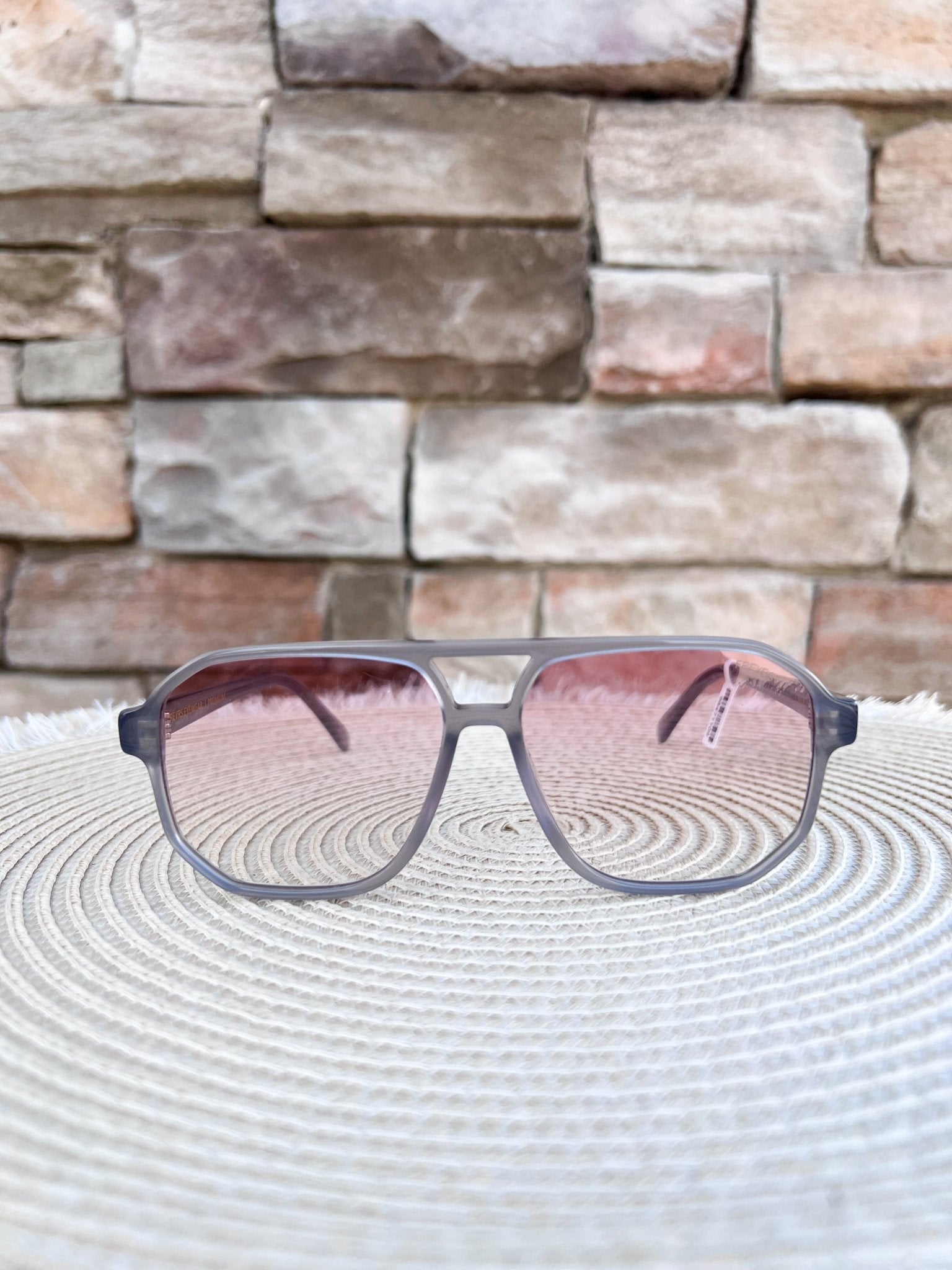 [Freyrs] Billie Aviator Sunglasses in Gray - The Pink Pineapple 850
