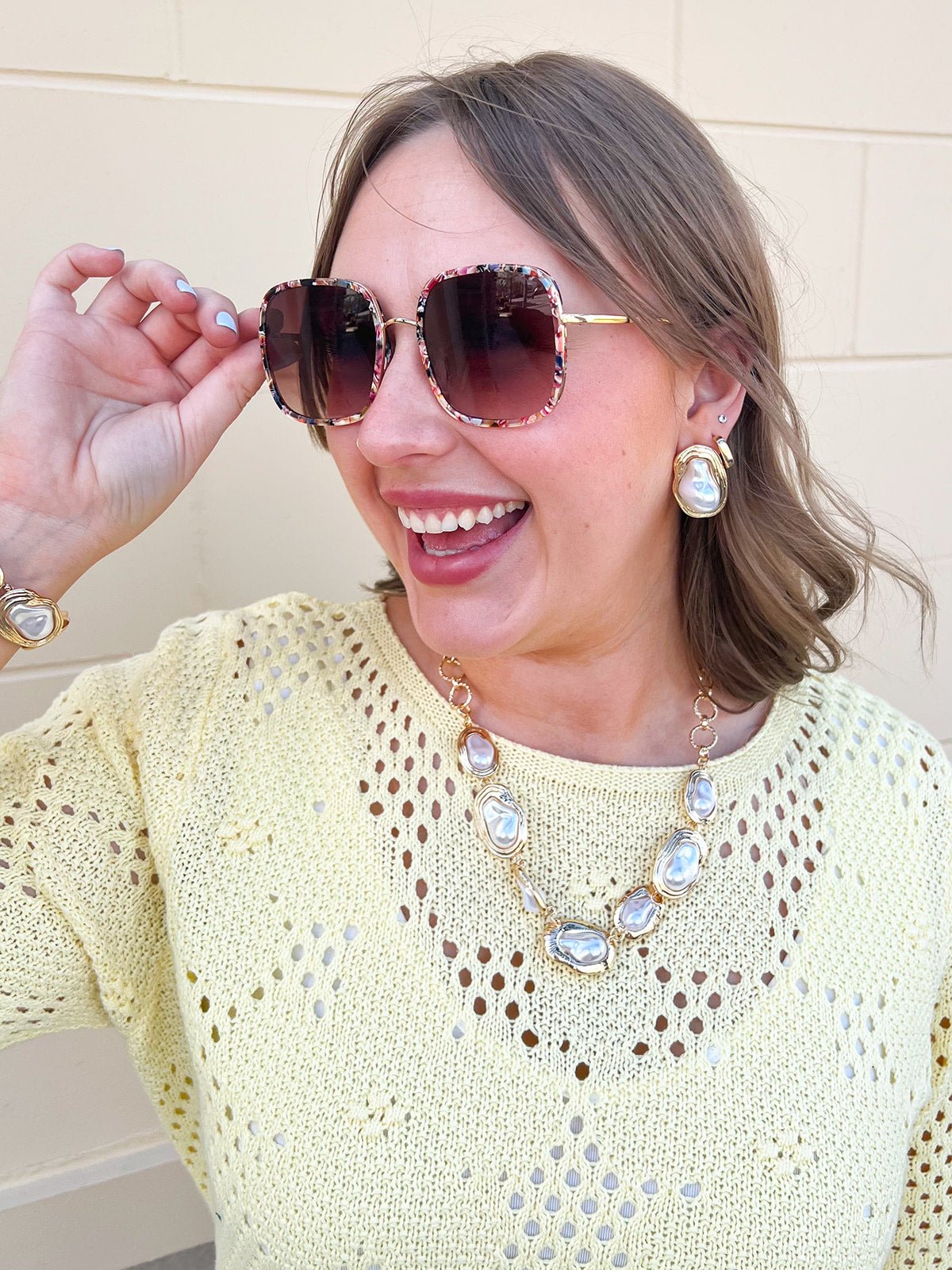 [Freyrs] Cosmo Womens Square Sunglasses - The Pink Pineapple 850