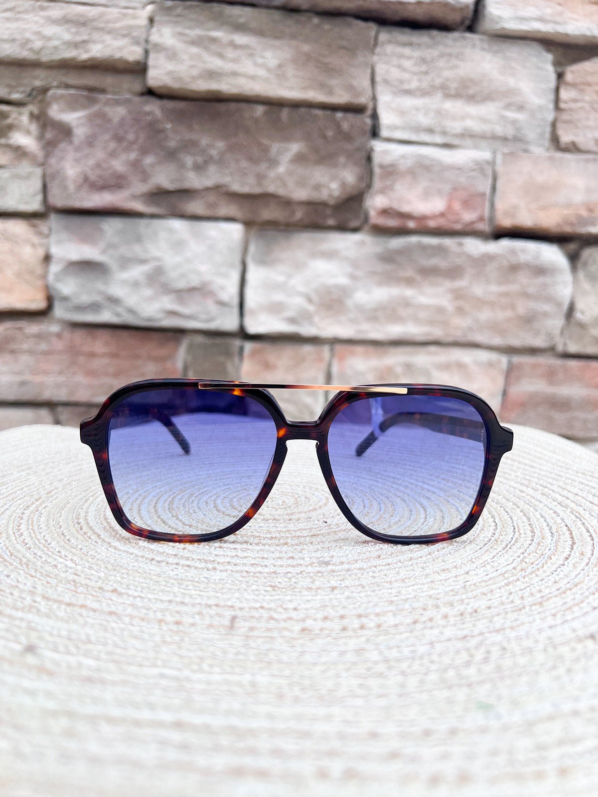 [Freyrs] Spencer Unisex Aviator Sunglasses - The Pink Pineapple 850