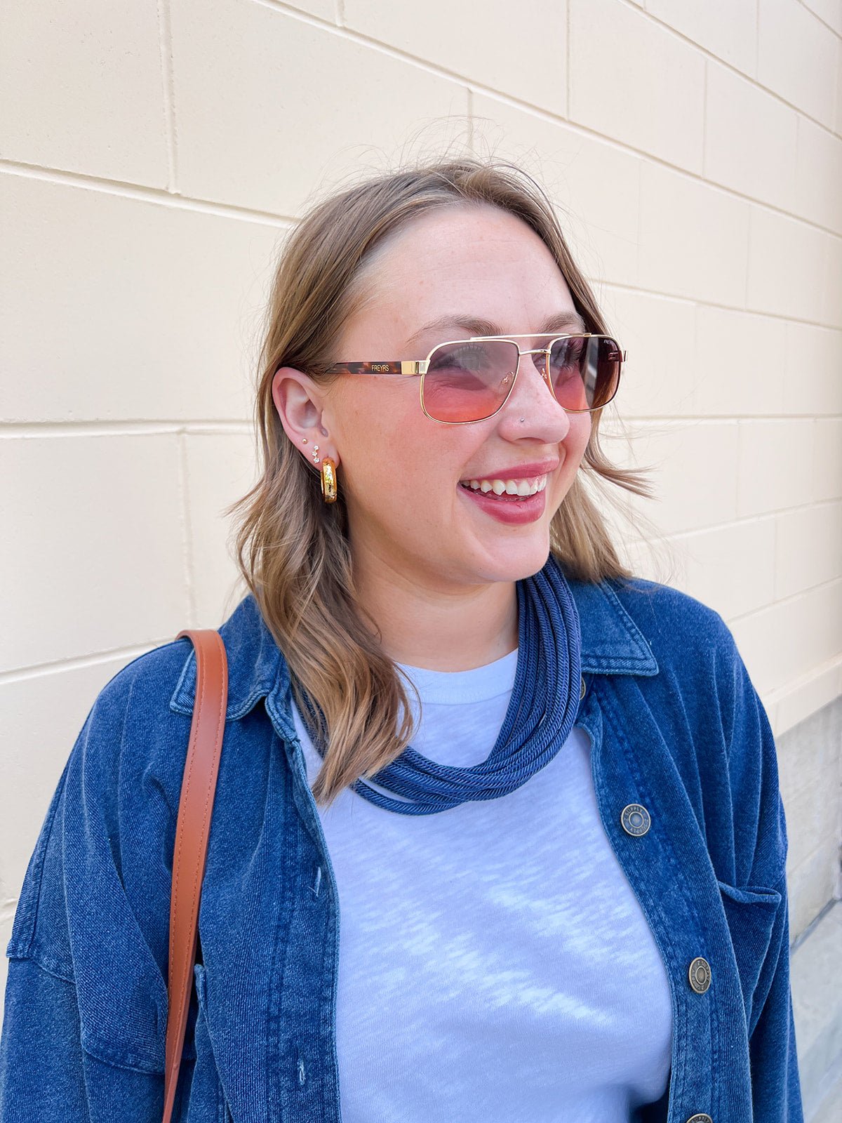 [Freyrs] Vesper Aviator Sunglasses in Gold/Sunset - The Pink Pineapple 850