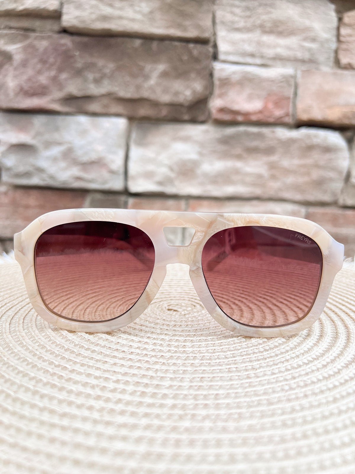 [Freyrs] Voyager Acetate Oversized Aviator Sunglasses - The Pink Pineapple 850