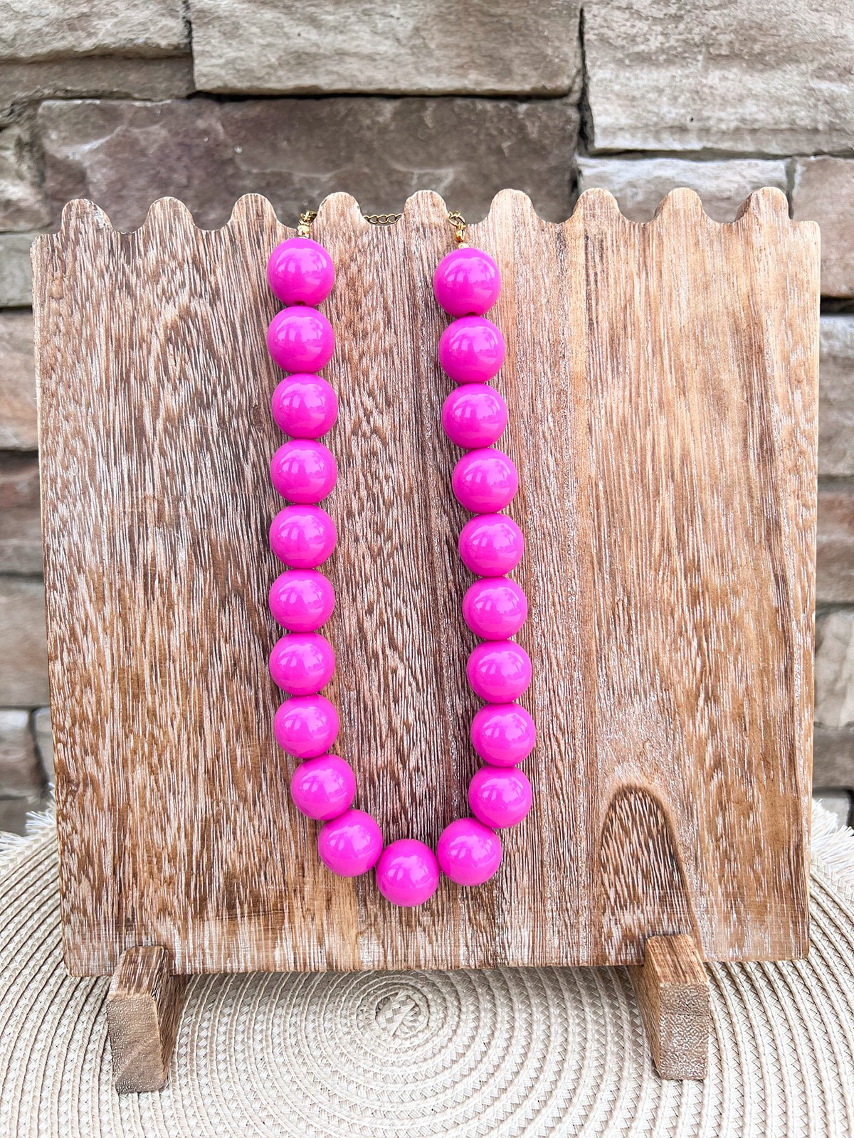 Fuchsia Fling Necklace - The Pink Pineapple 850