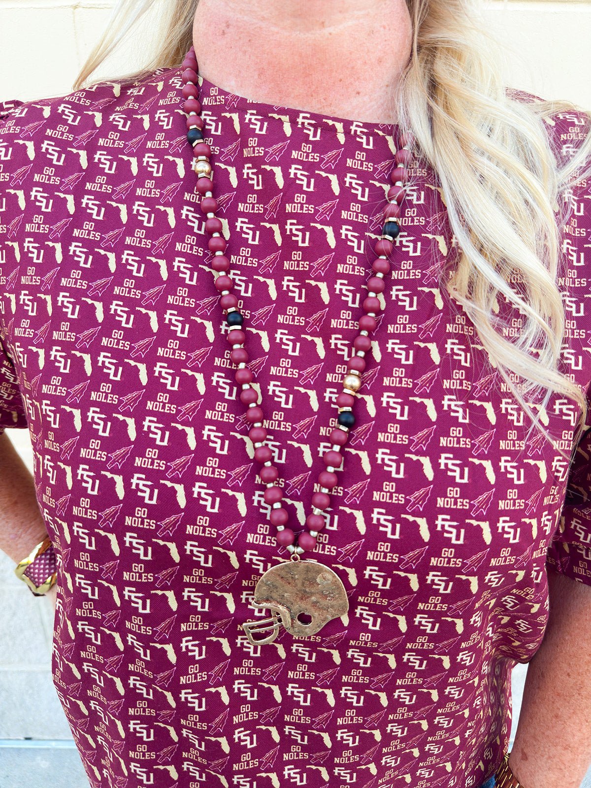 Game Day Glory Beaded Helmet Necklace - The Pink Pineapple 850