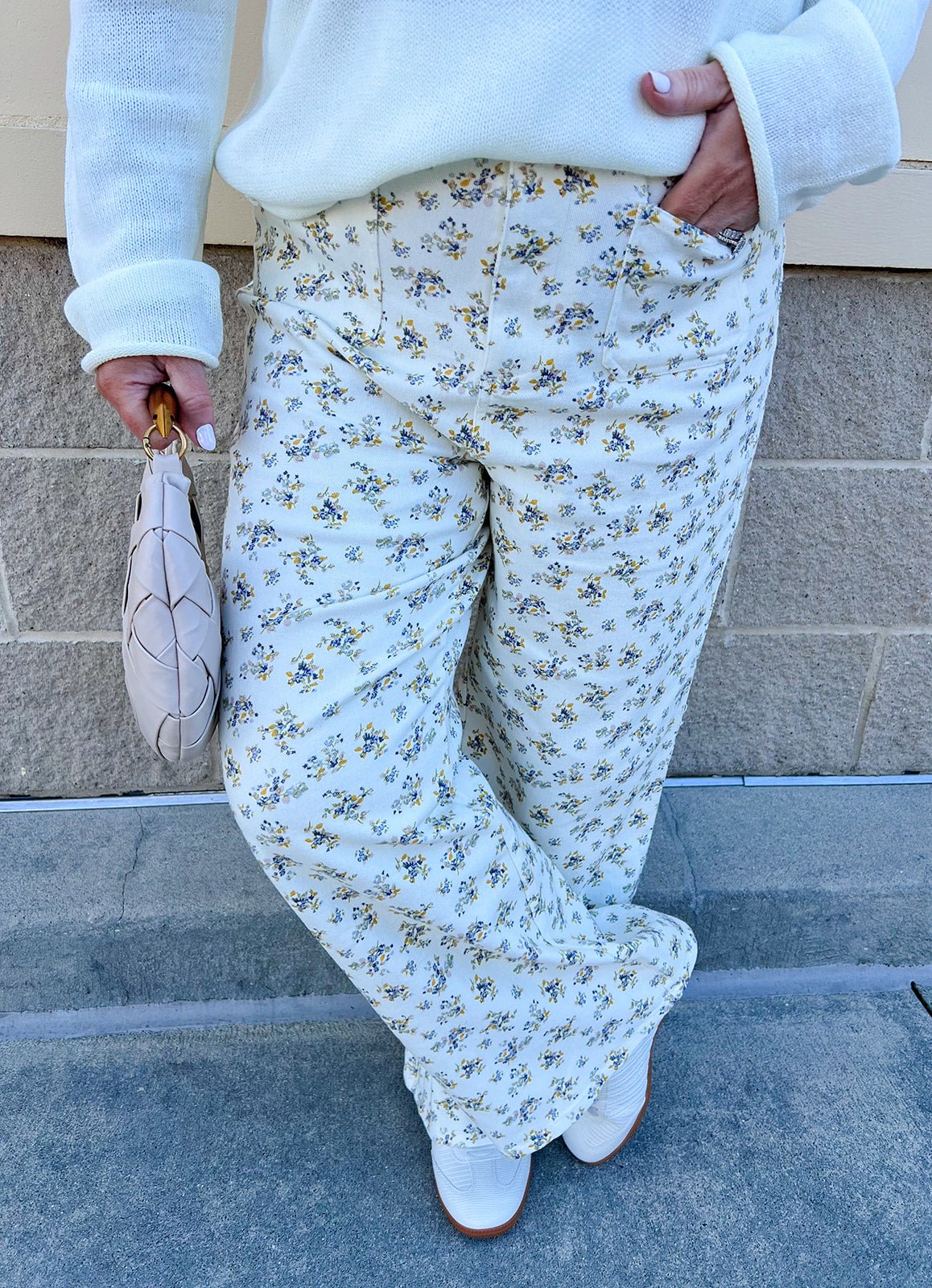 Garden Stroll Ditsy Floral Wide - Leg Jeans - The Pink Pineapple 850