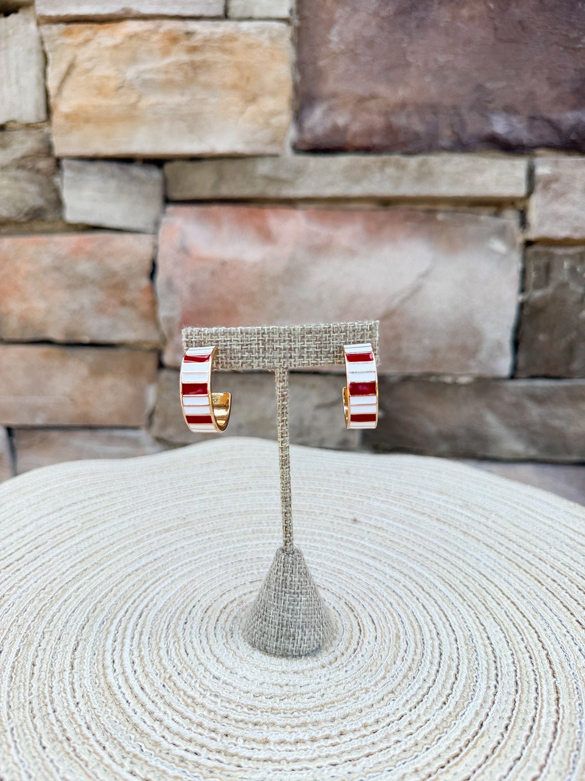 Garnet & White Geometric Hoops - The Pink Pineapple 850