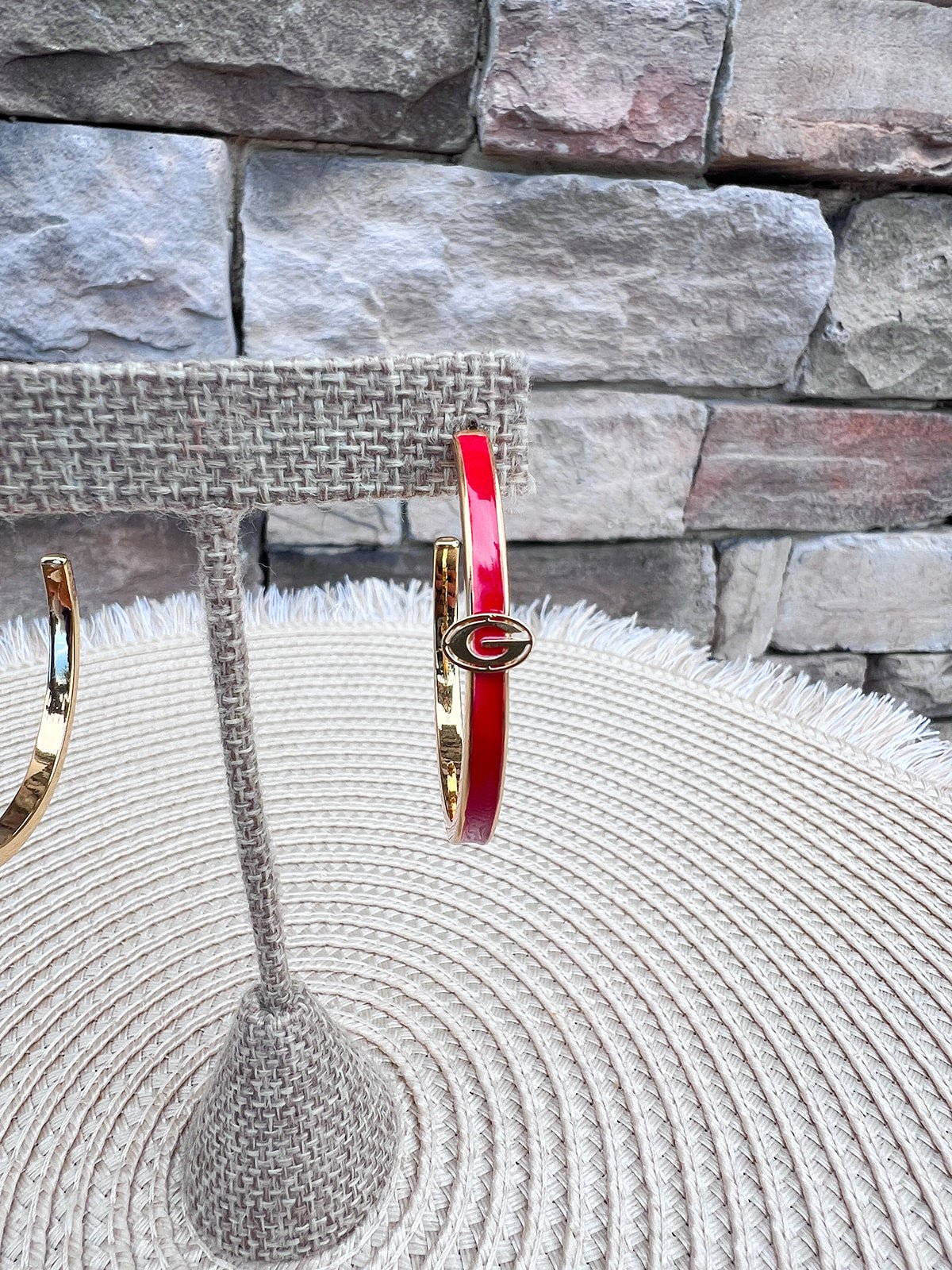 Georgia Bulldogs Enamel Hoop Earrings - The Pink Pineapple 850