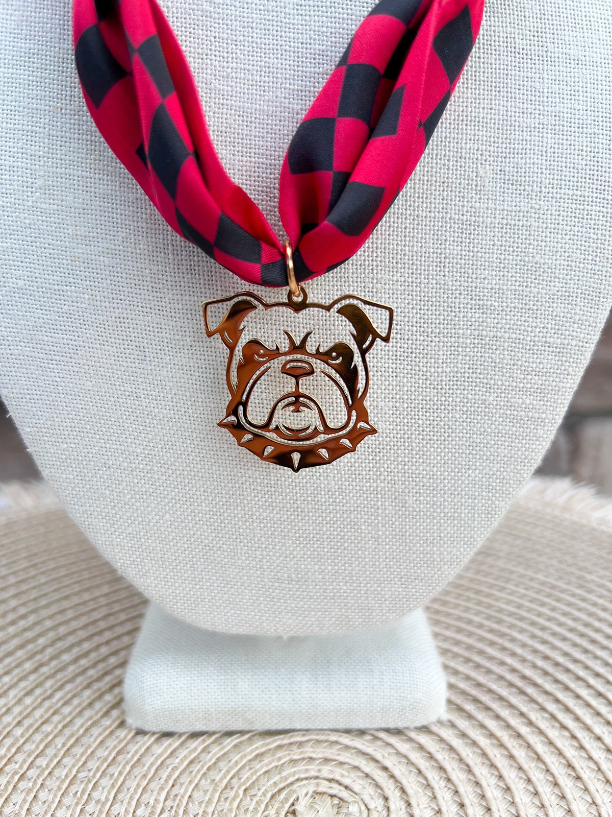 Georgia Bulldogs Scarf Necklace - The Pink Pineapple 850