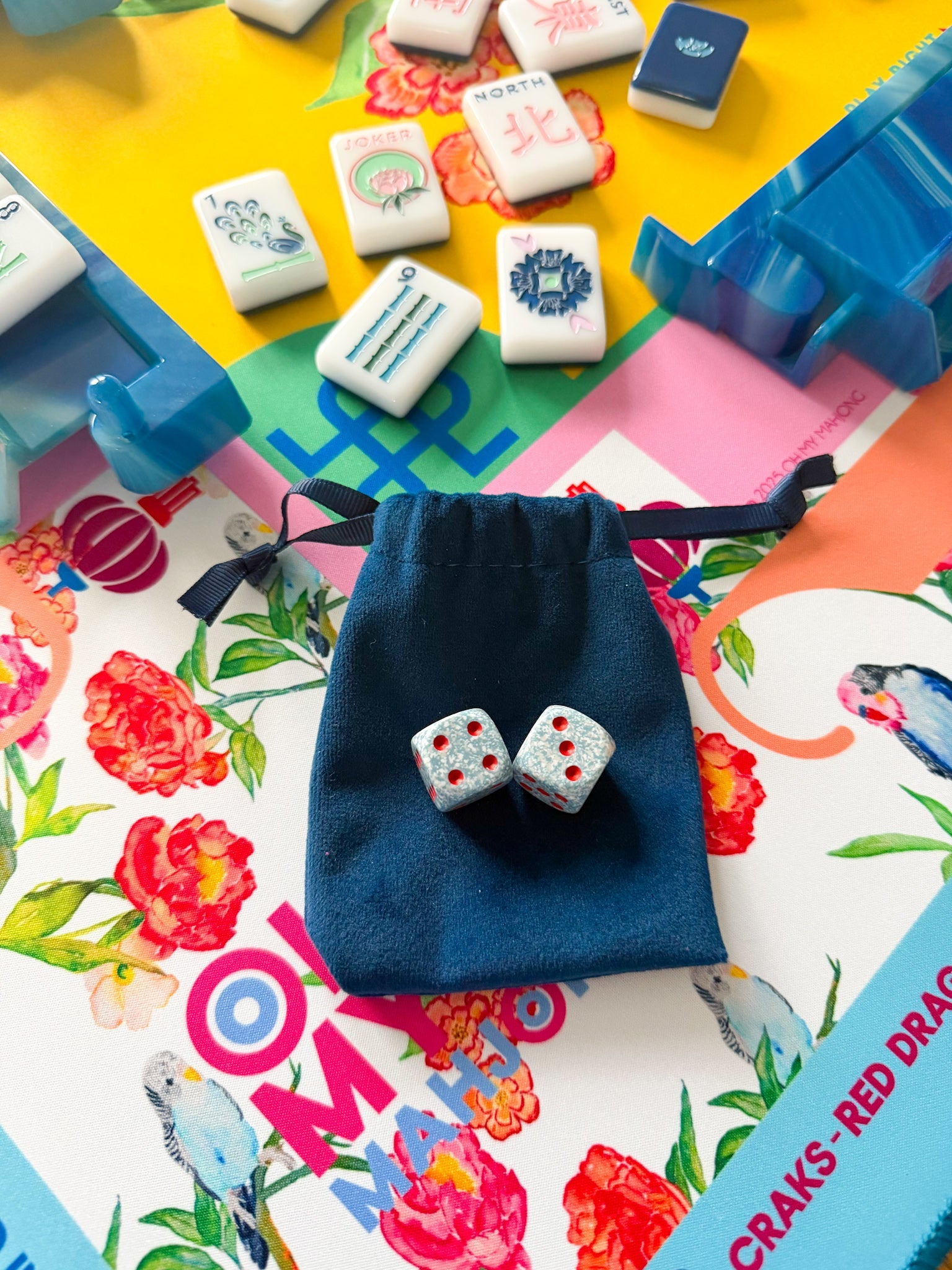 Gilded Americana Mahjong Dice - The Pink Pineapple 850