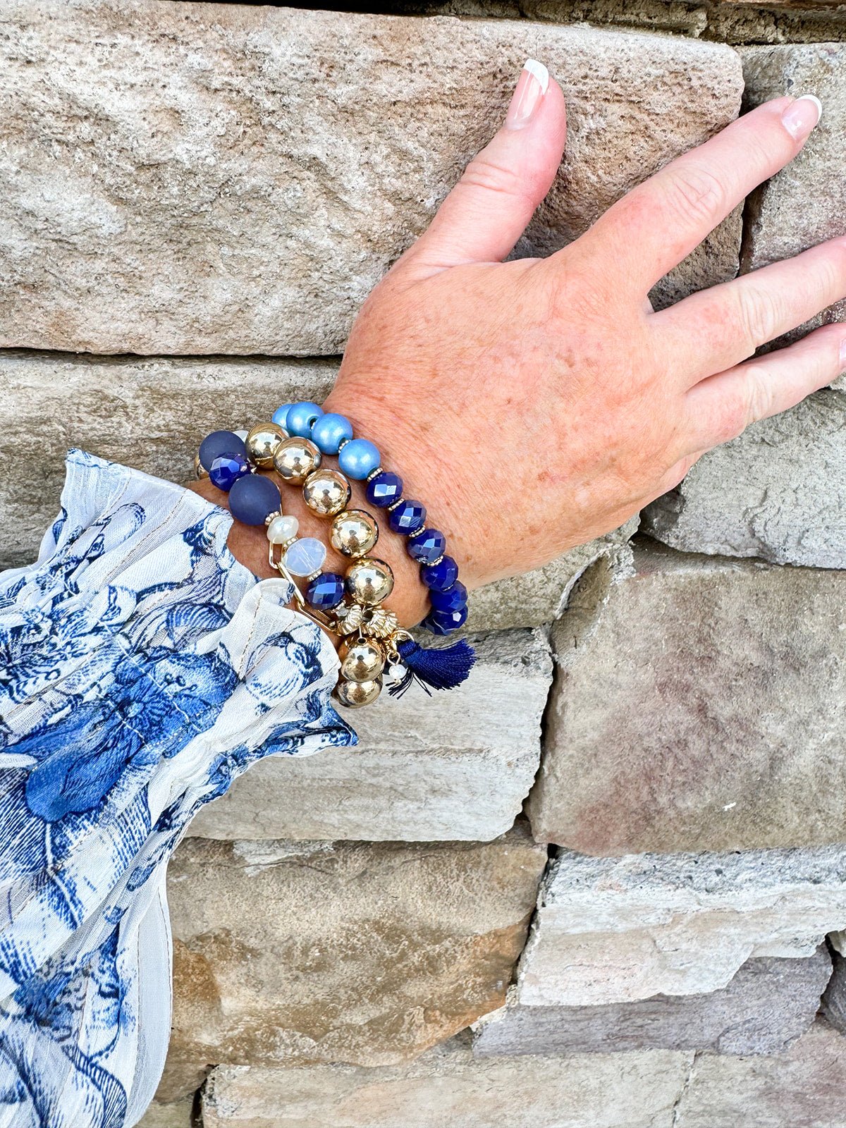 Glass Beads Tassel Pendant Layered Charm Bracelet in Navy - The Pink Pineapple 850