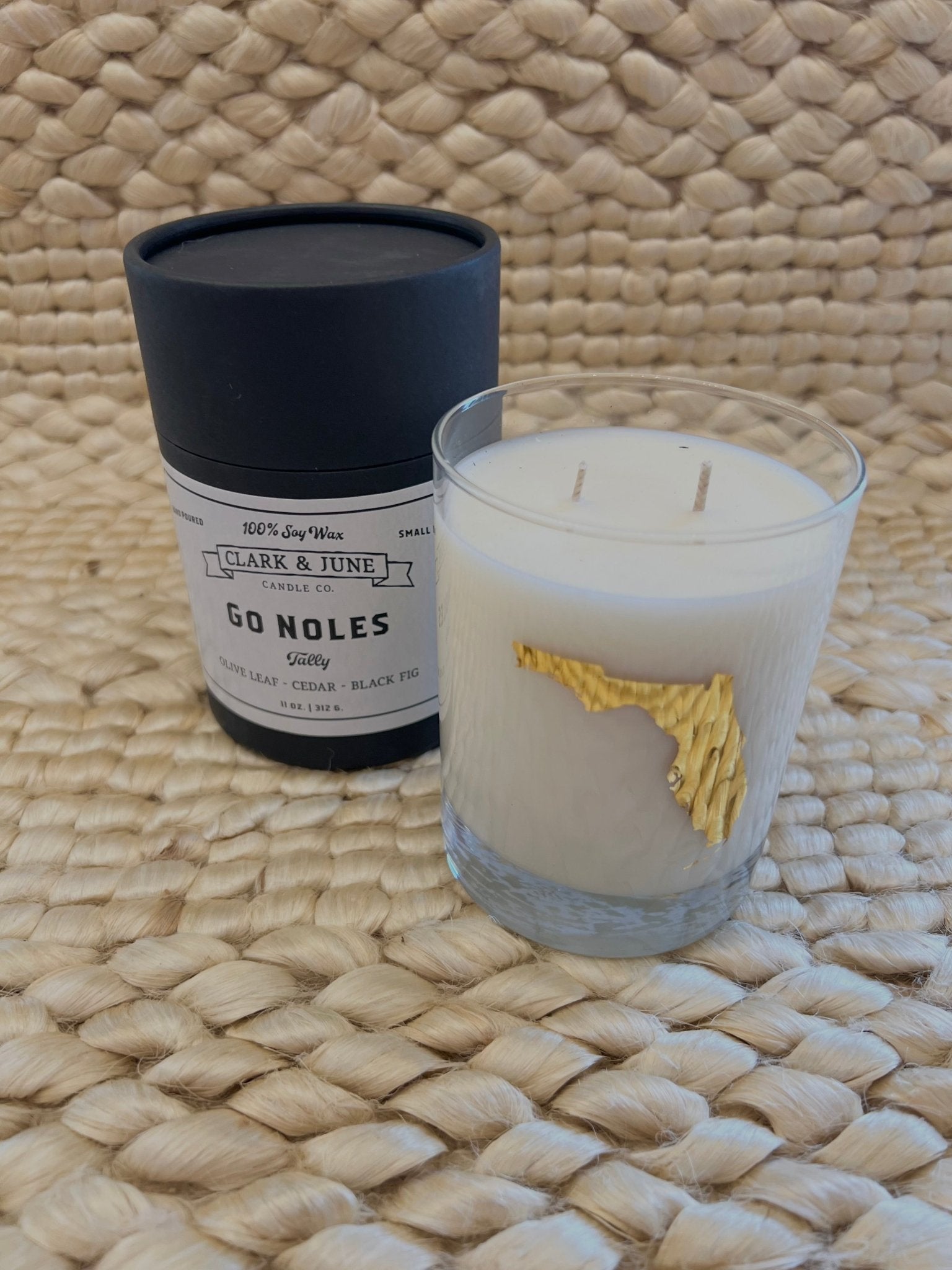 Go Noles Soy Wax Candle - The Pink Pineapple 850