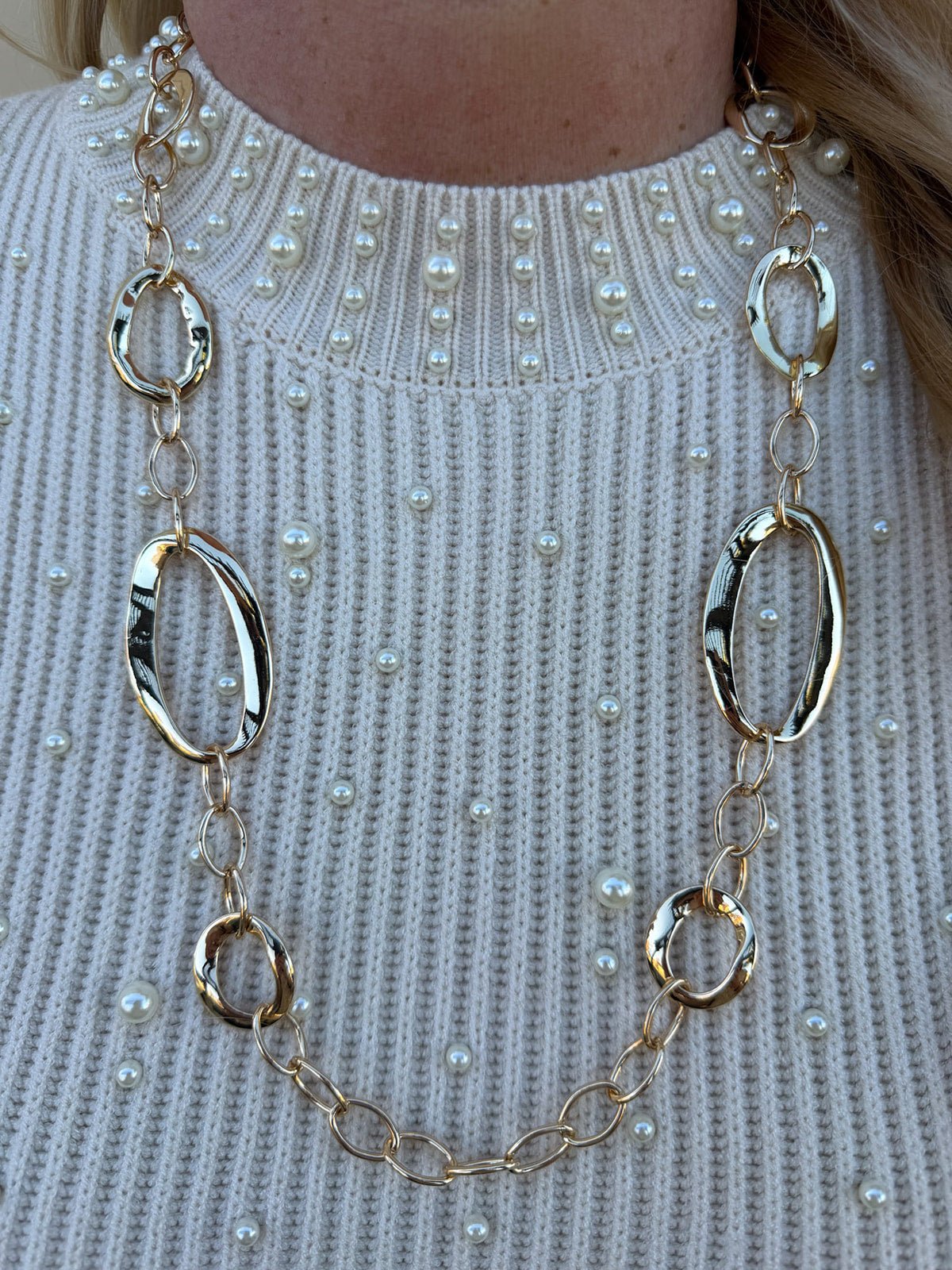 Gold Geometric Open Circle Necklace - The Pink Pineapple 850