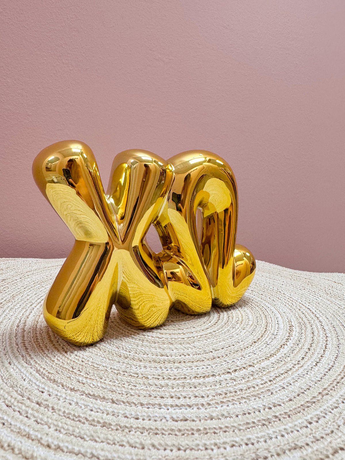 Gold Shelf Bubble Letters | Chi Omega - The Pink Pineapple 850