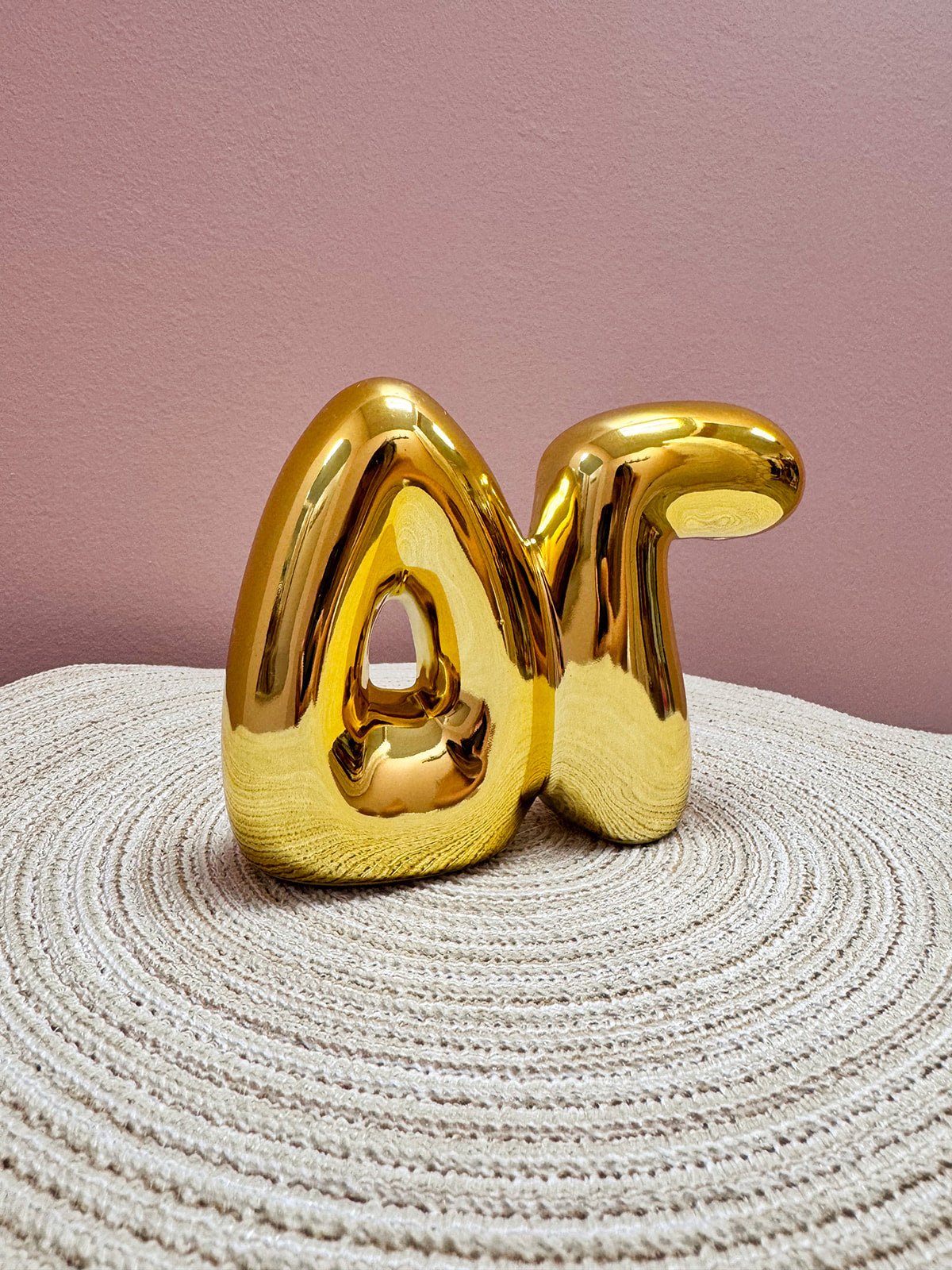 Gold Shelf Bubble Letters | Delta Gamma - The Pink Pineapple 850