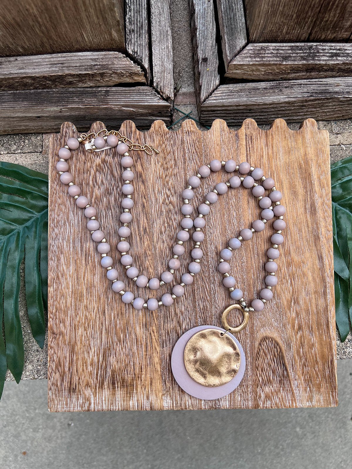 Golden Balance Layered Pendant Necklace - The Pink Pineapple 850