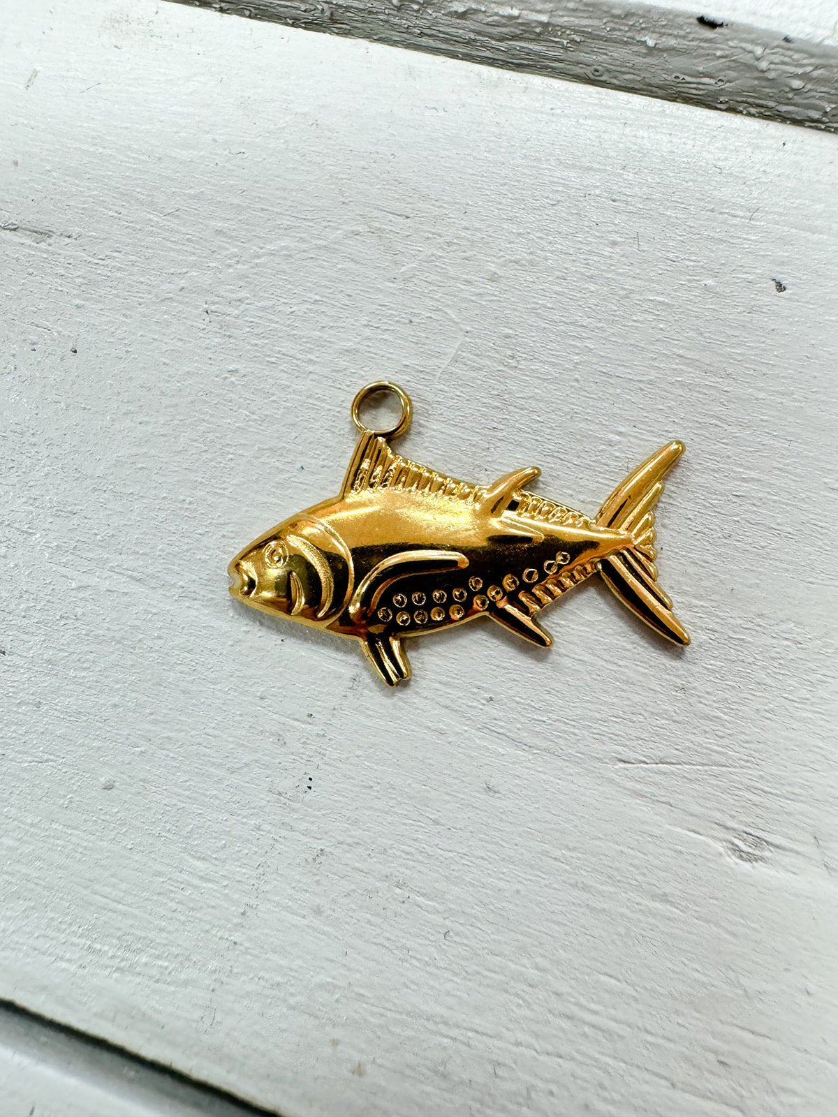 Golden Fish Charm - The Pink Pineapple 850