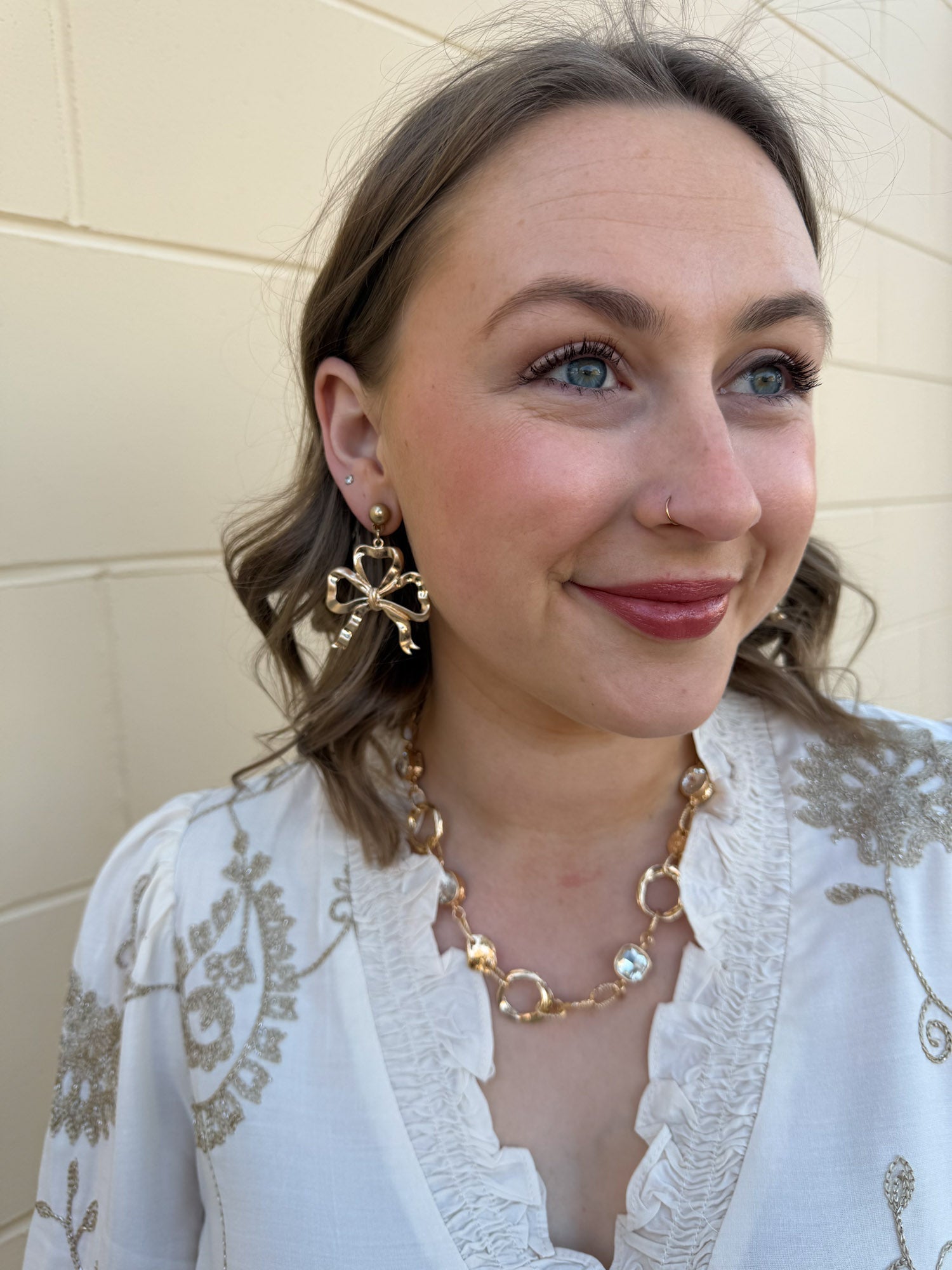 Golden Glow Crystal Pendant Necklace - The Pink Pineapple 850