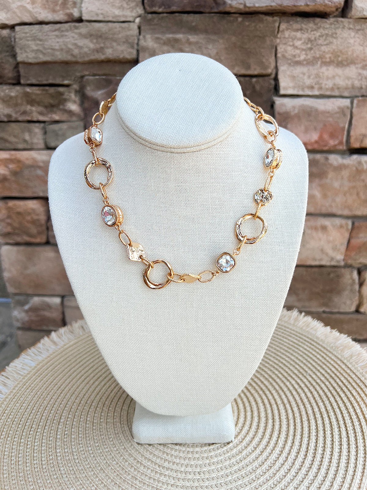 Golden Glow Crystal Pendant Necklace - The Pink Pineapple 850