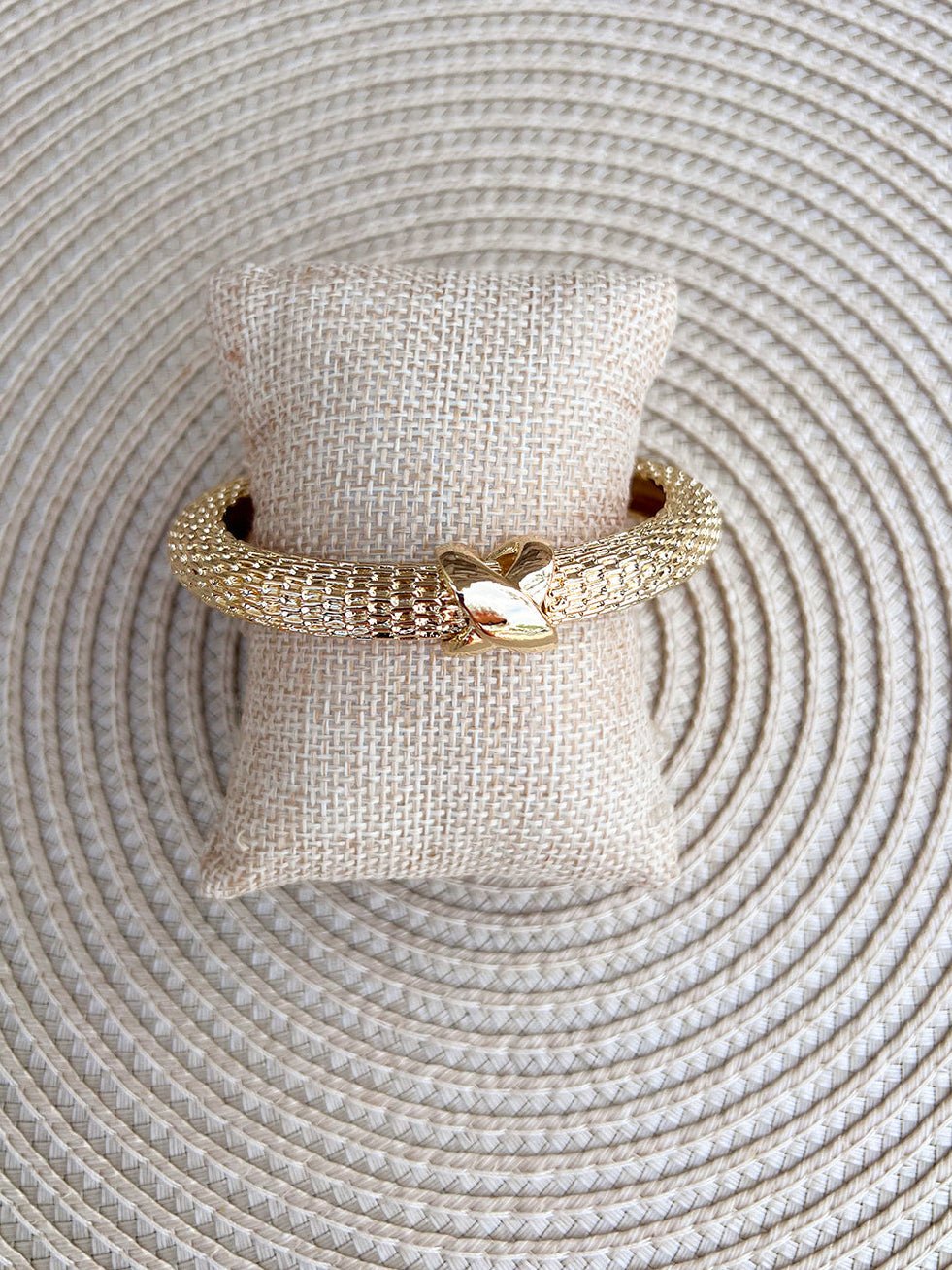 Golden Interlace Woven Hinge Bracelet - The Pink Pineapple 850