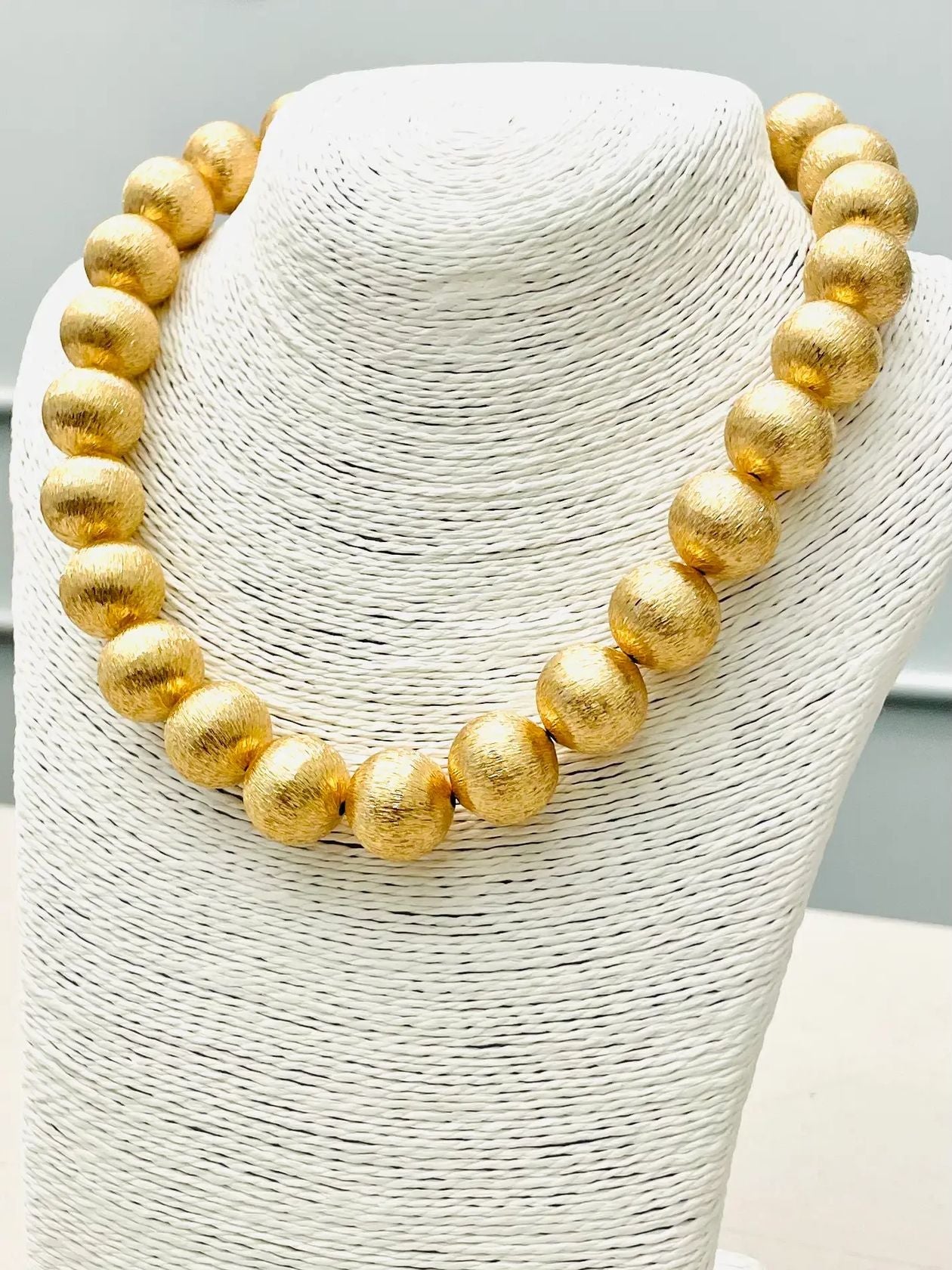 Golden Statement Bead Necklace - The Pink Pineapple 850