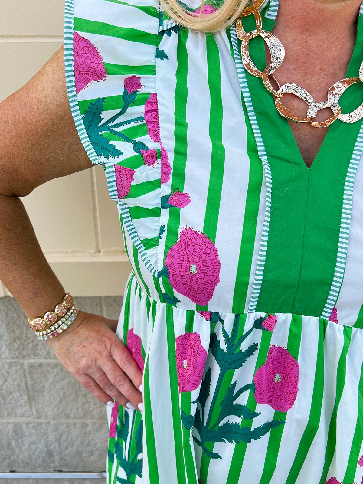 Hammered Metal Cat Eye Chain Necklace - The Pink Pineapple 850