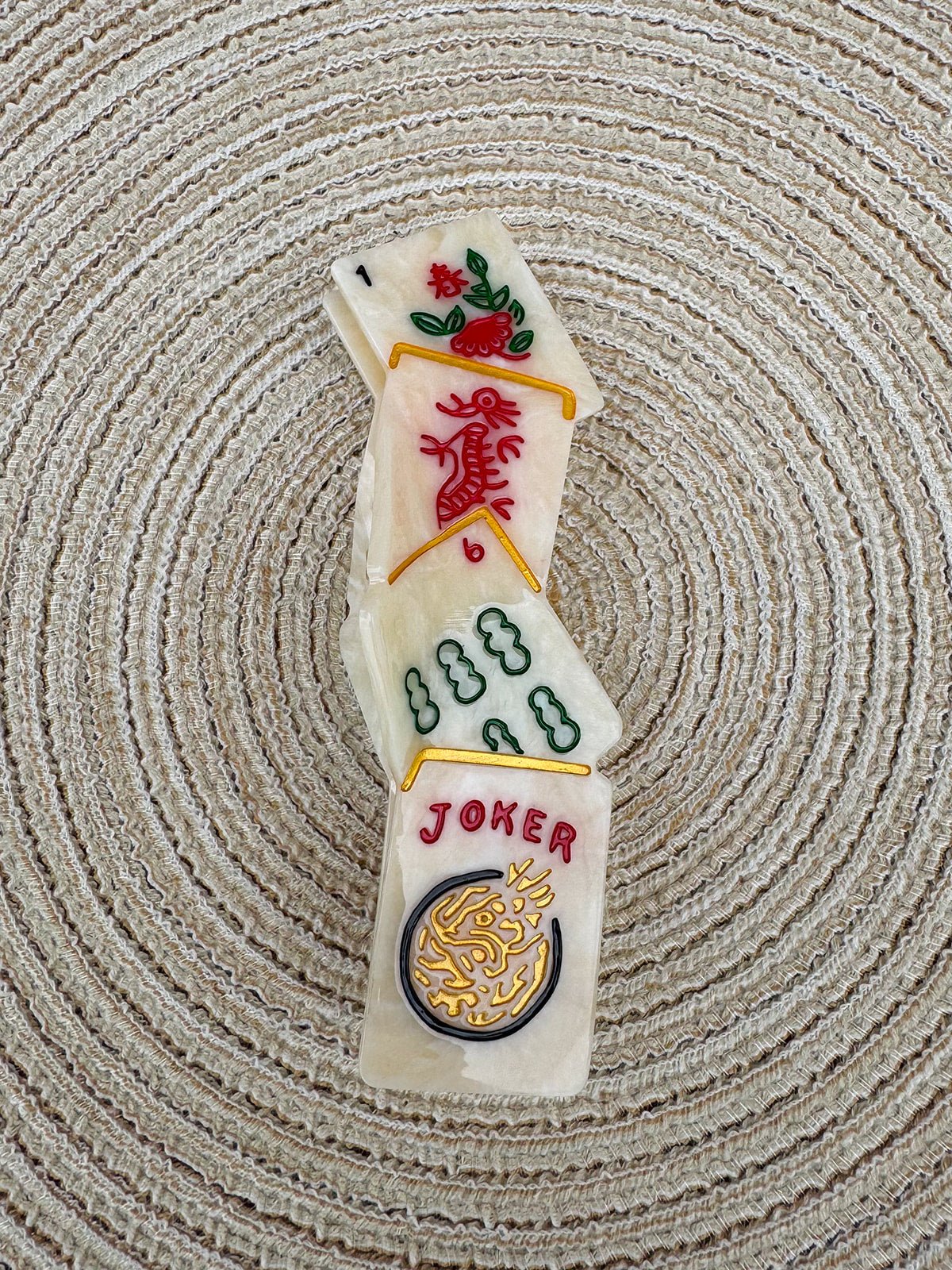 Hand-Painted Mahjong Claw Clip - The Pink Pineapple 850