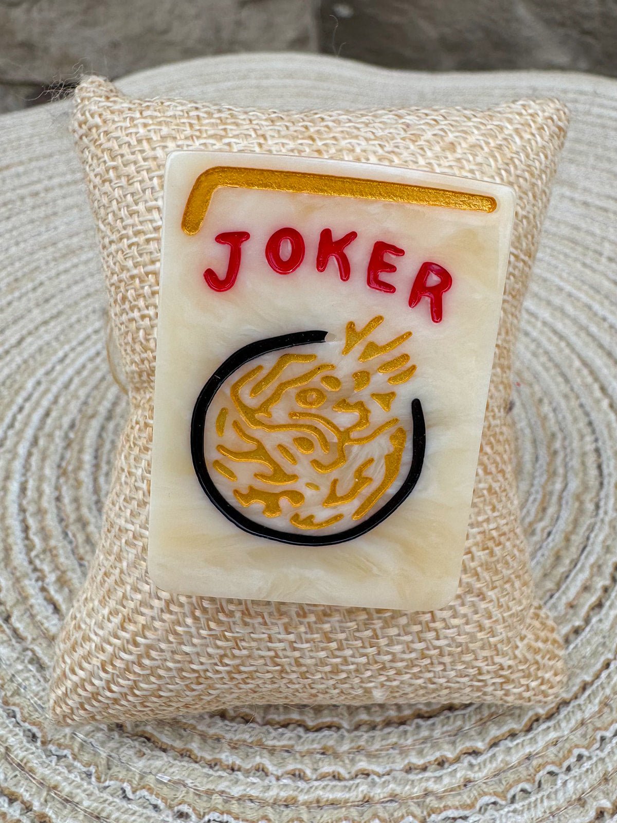 Hand-Painted Mahjong Joker Brooch- Restock Preorder - The Pink Pineapple 850