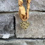 [Hart Designs] Golden Heart Scarf Necklace - The Pink Pineapple 850