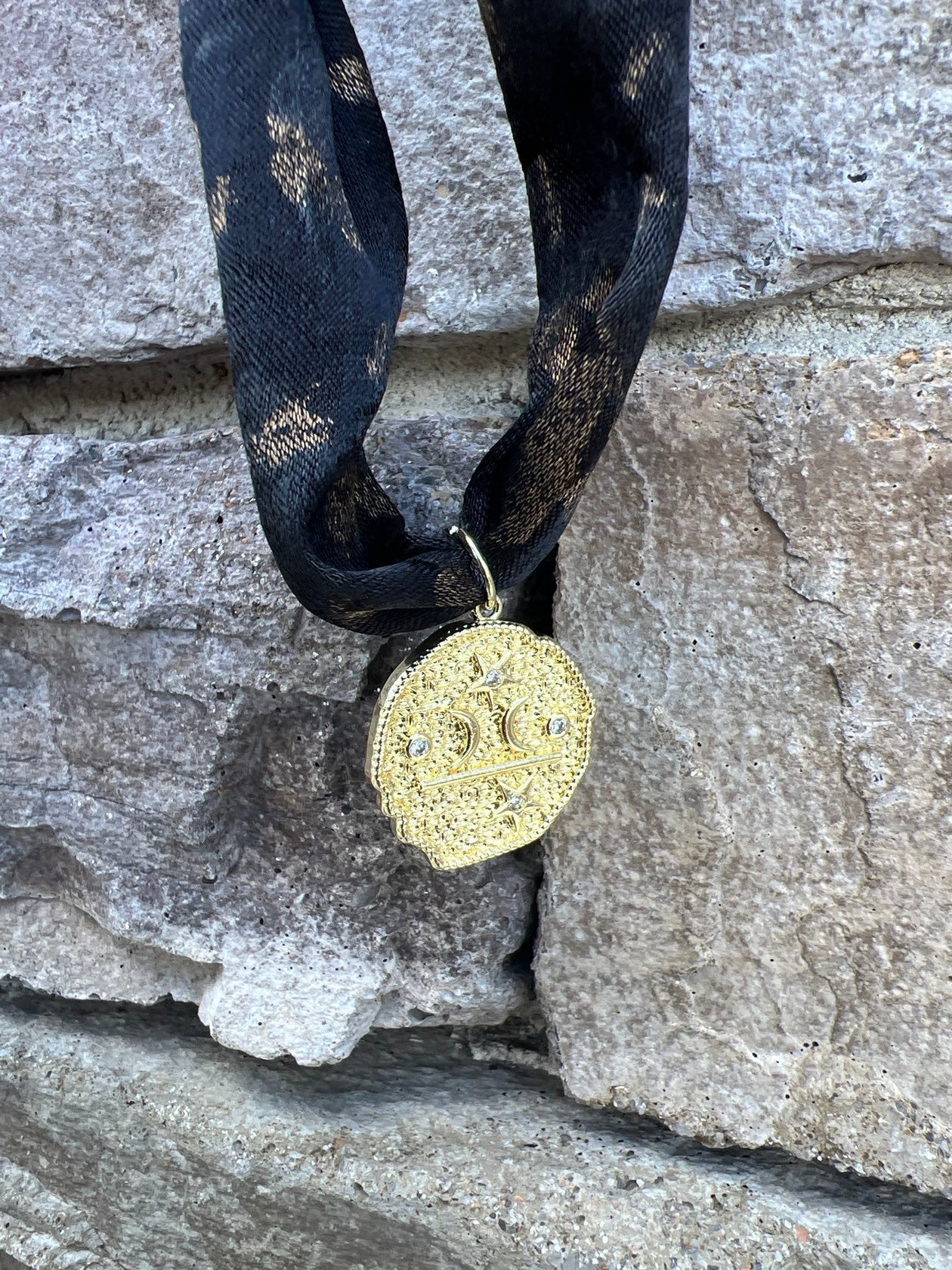 [Hart Designs] The Celestial Noir Scarf Necklace - The Pink Pineapple 850