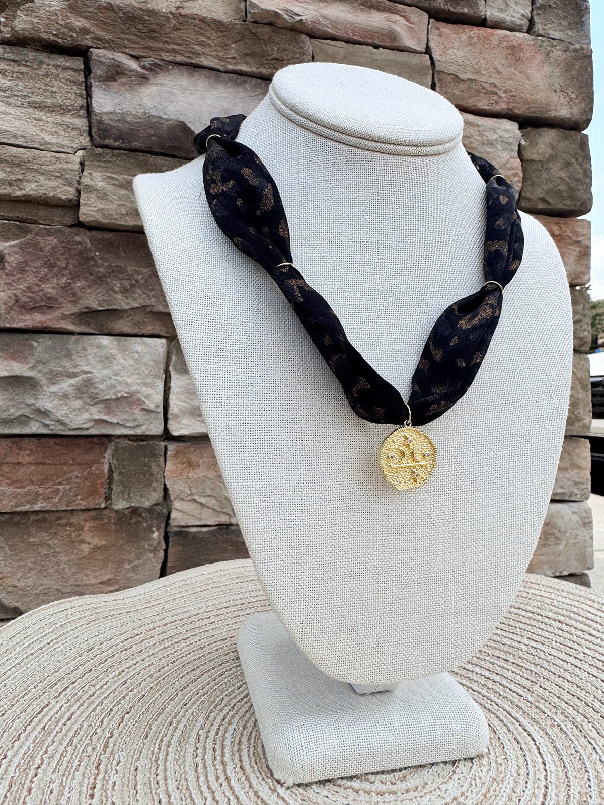 [Hart Designs] The Celestial Noir Scarf Necklace - The Pink Pineapple 850