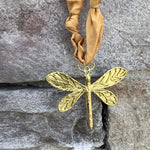 [Hart Designs] The Golden Wing Scarf Necklace - The Pink Pineapple 850