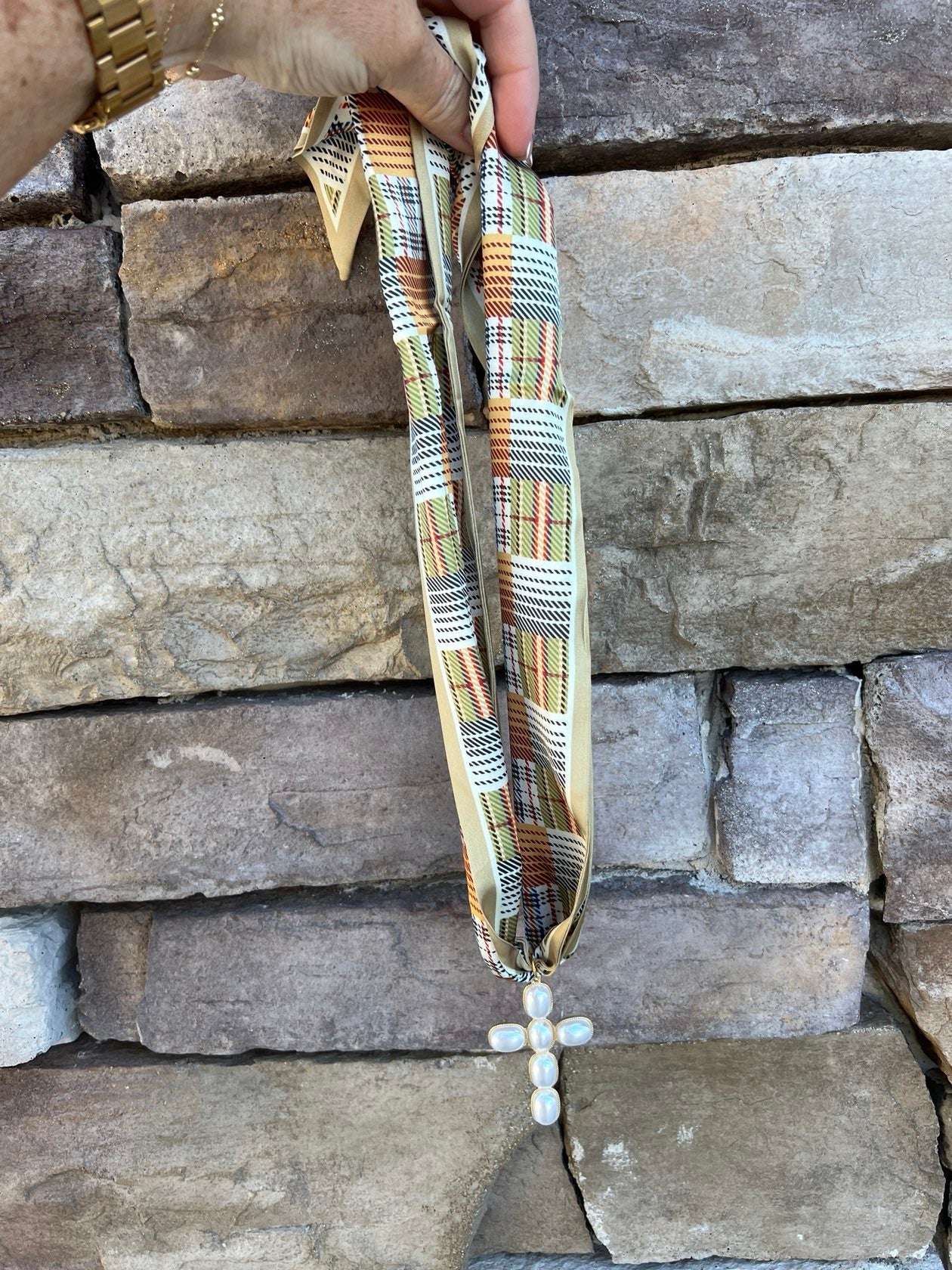 [Hart Designs] The Harvest Cross Scarf Necklace - The Pink Pineapple 850